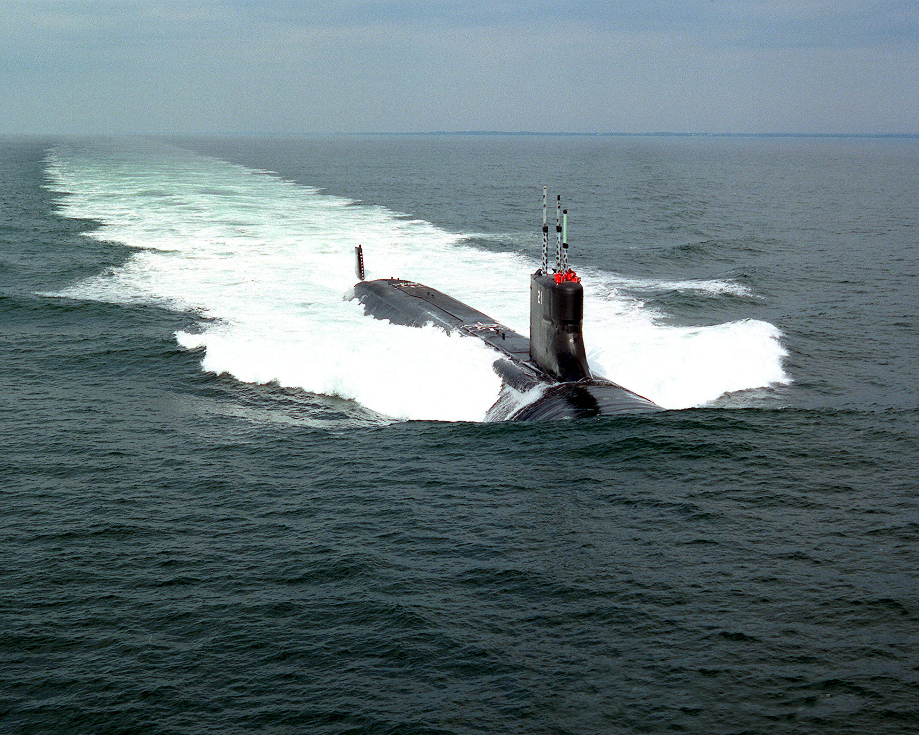 3000x2400 water ocean submarine navy
