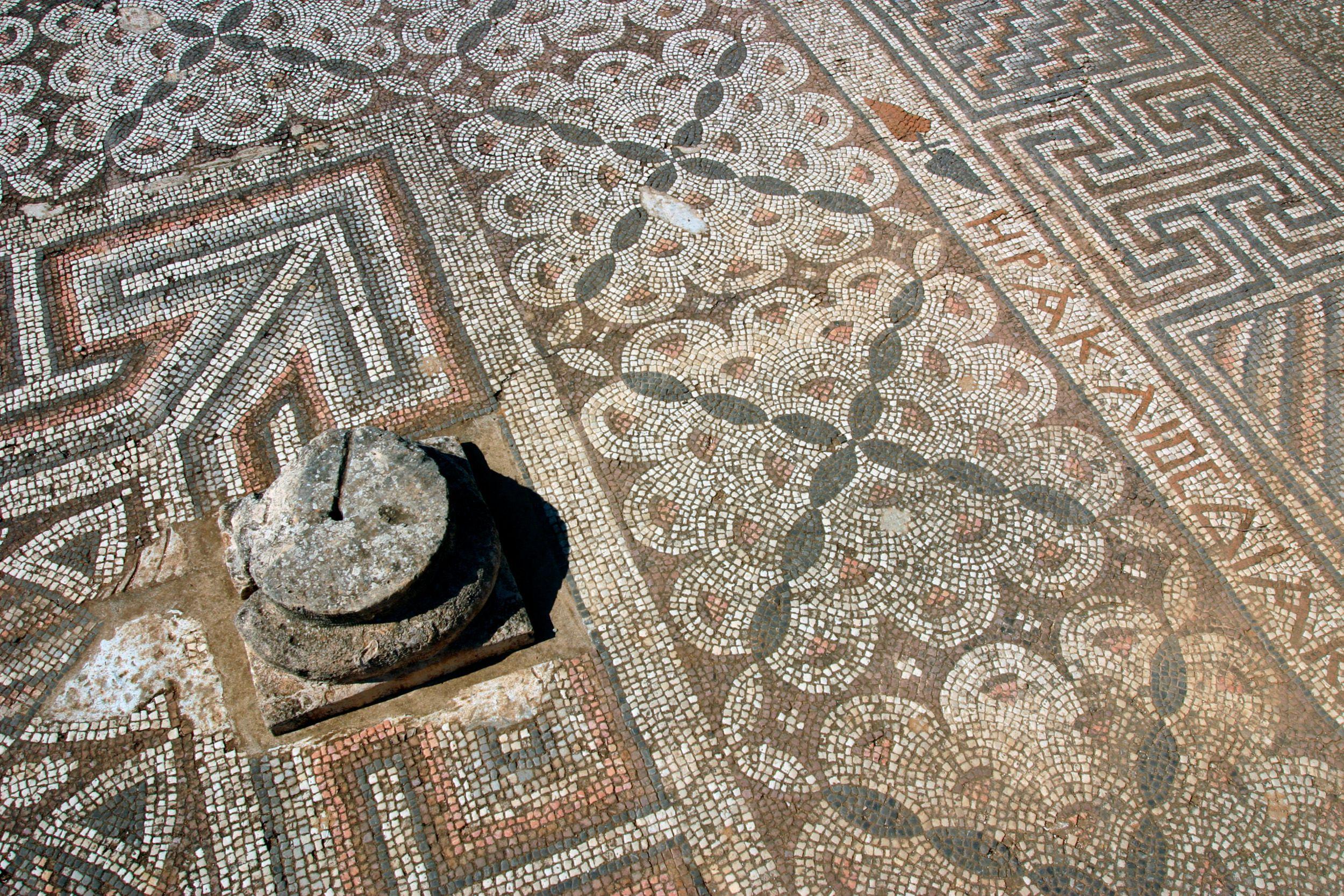 2500x1667 Roman Mosaics Art in Tiny Pieces