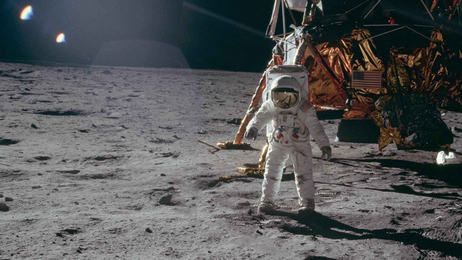 1920x1080 Astronaut on the Moon Wallpaper