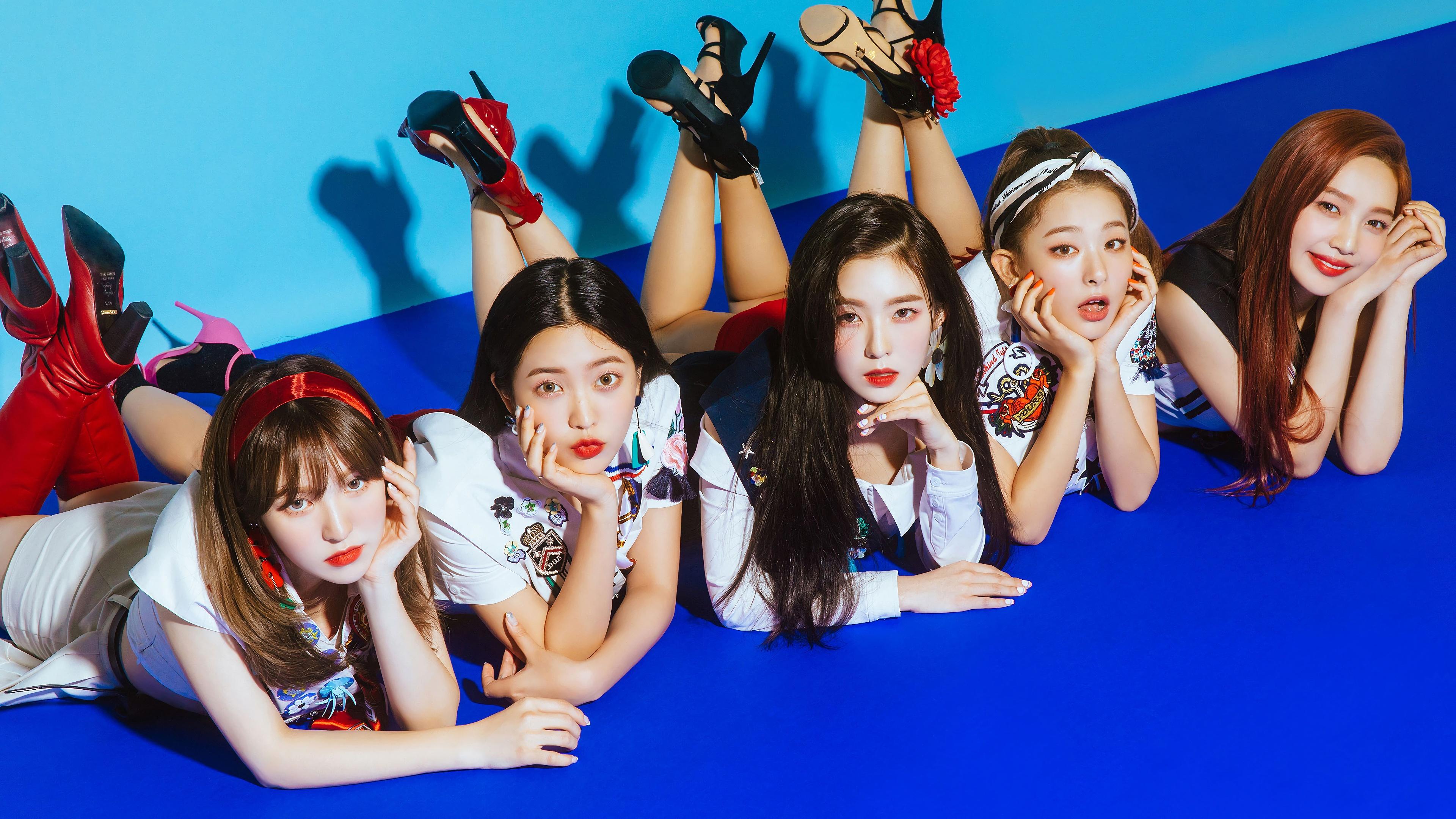 Power up 5. Ред вельвет группа. Red Velvet 2021. Red Velvet 2018.