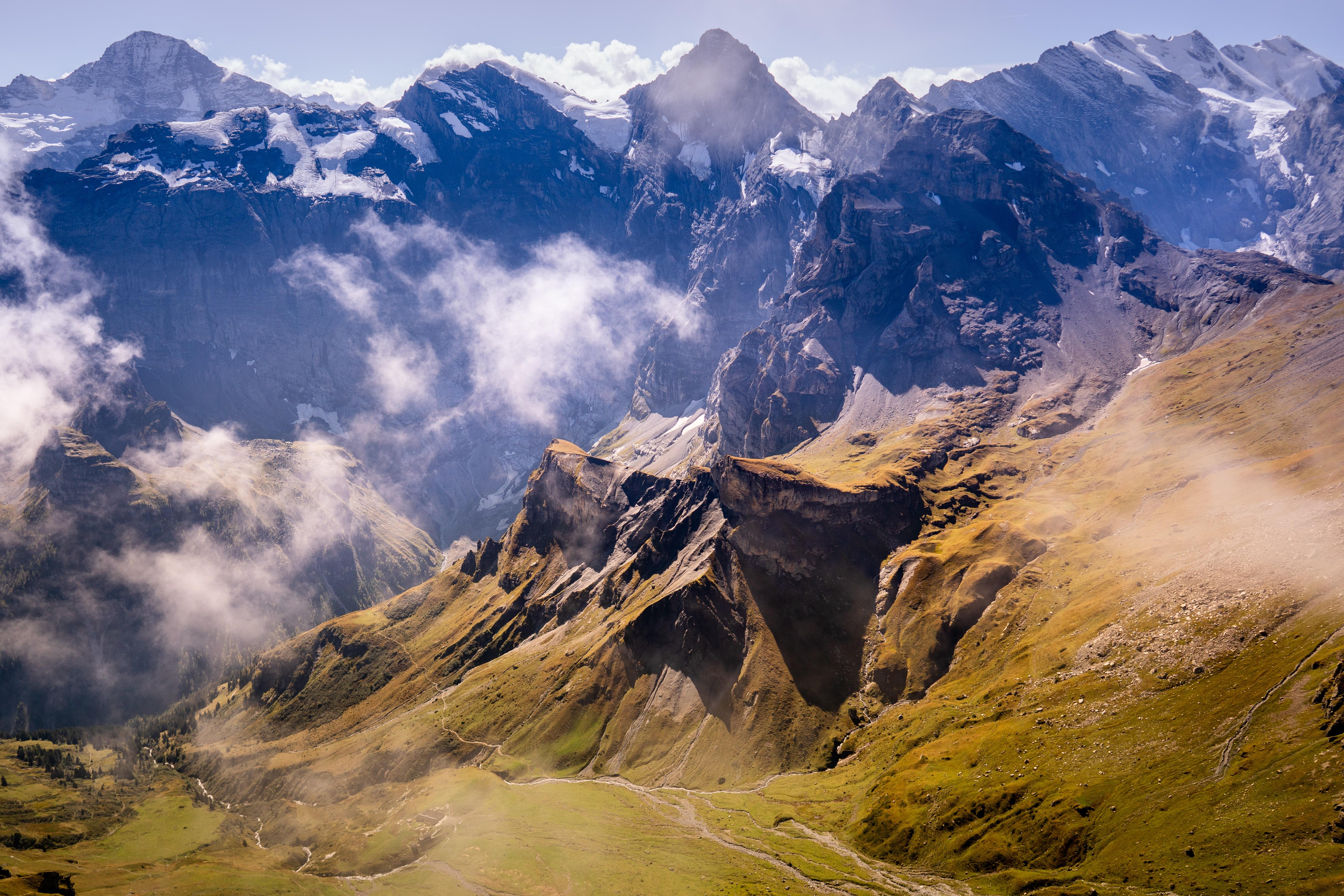 Sunny mountains. Горный рельеф. Рельеф горы. Горный хребет гребень Горная Долина. Склон горы небо Таджикистан.