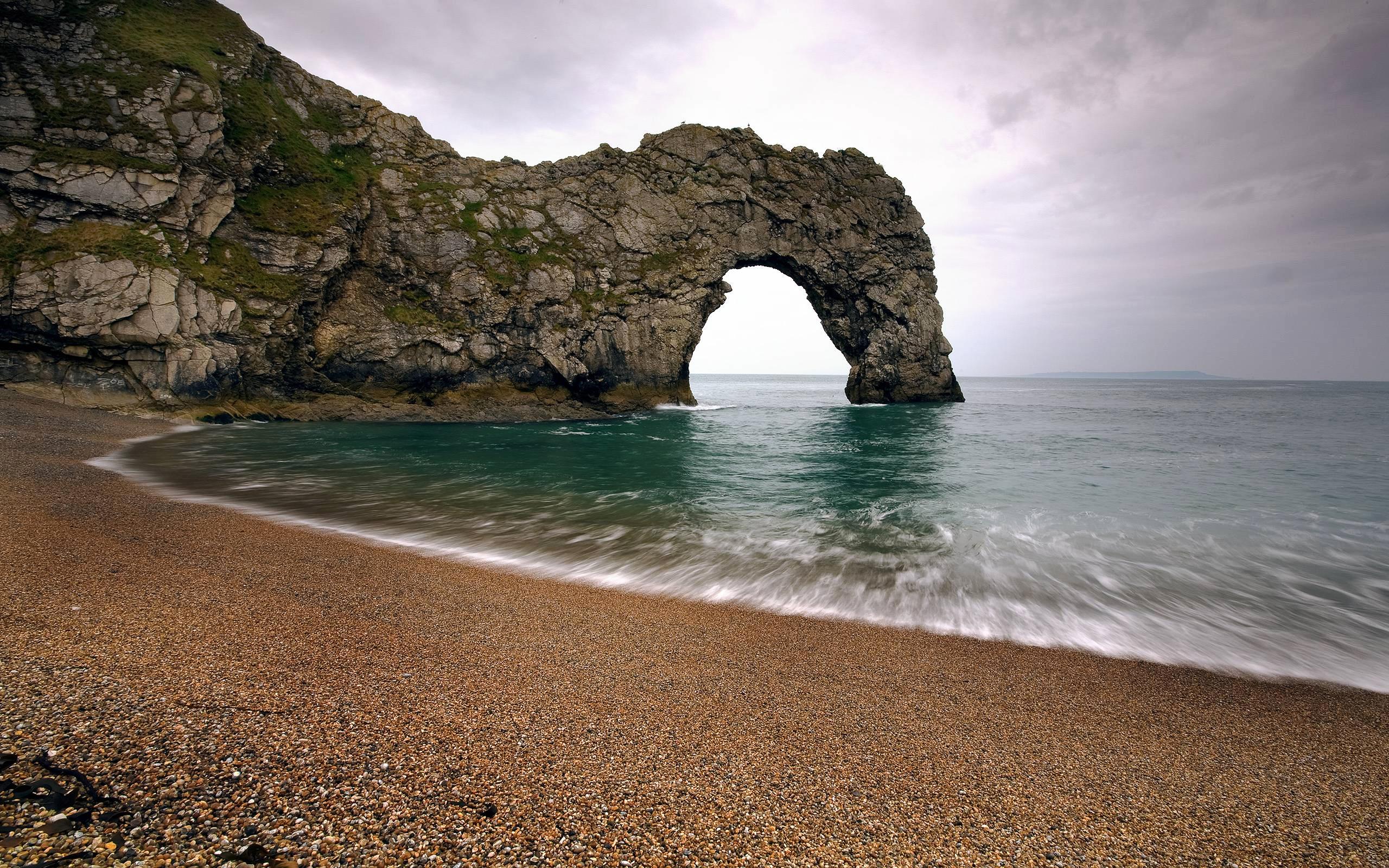 2560x1600 Nature created rock passage wallpaper