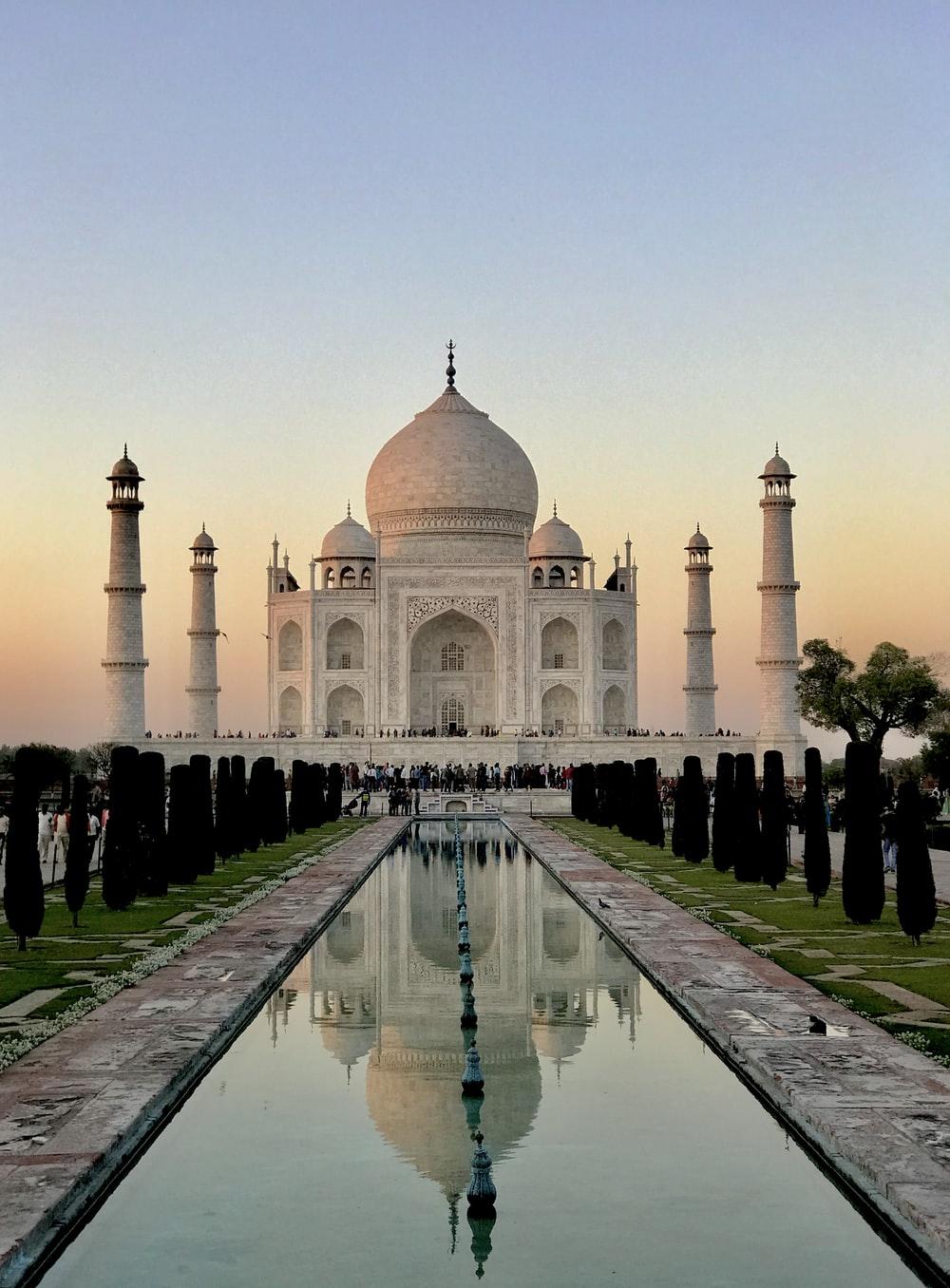 1000x1356 Taj Mahal Picture [Scenic Travel Photo]. Download Free Image
