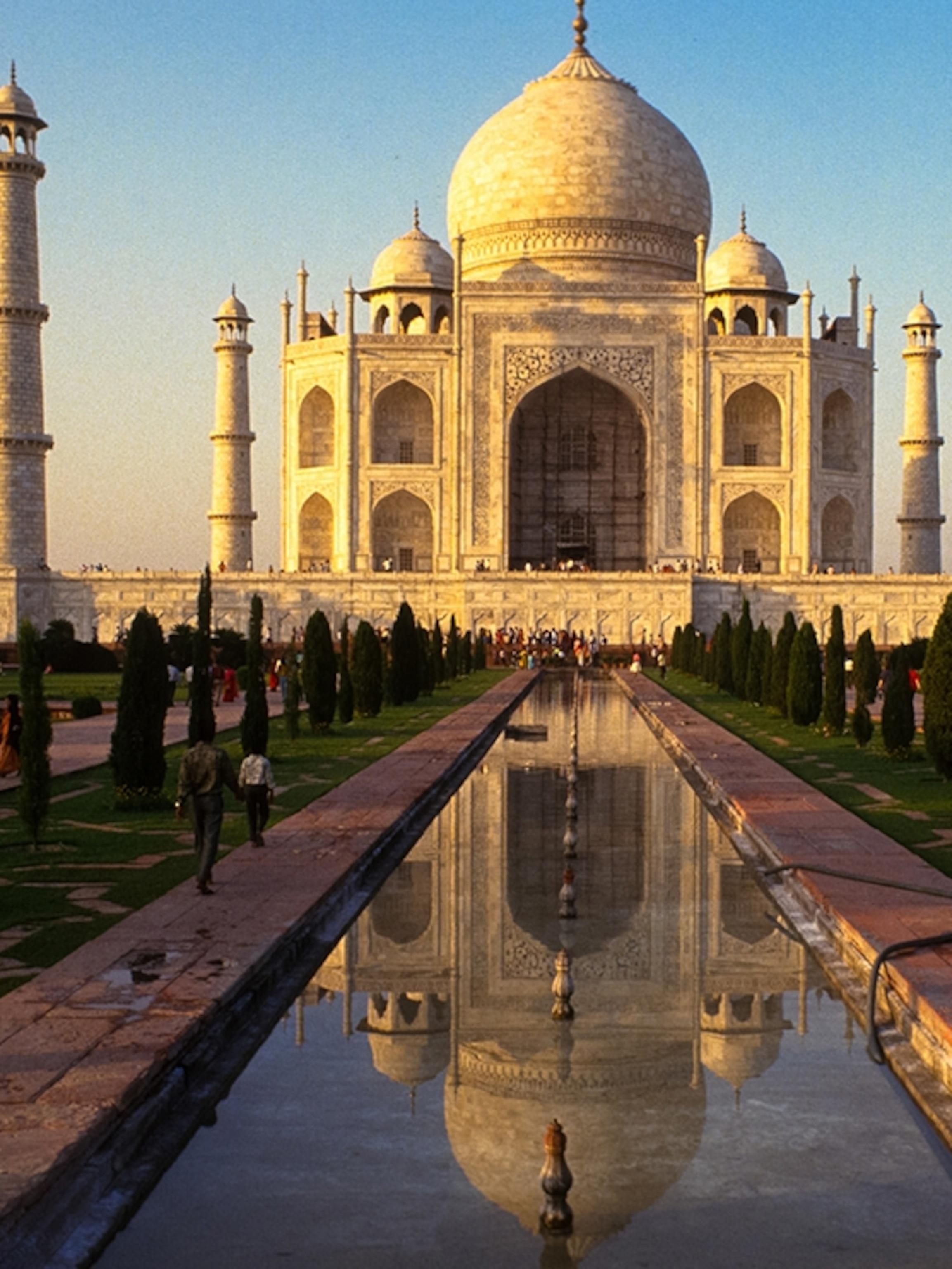 2306x3072 Taj Mahal UNESCO World Heritage Site