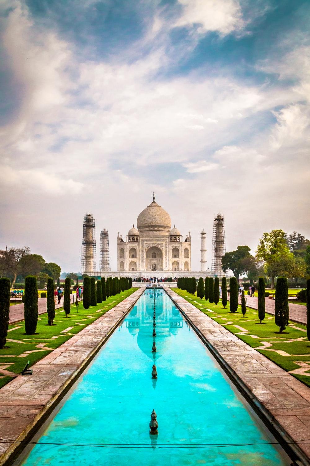 1000x1500 Taj Mahal Picture [Scenic Travel Photo]. Download Free Image