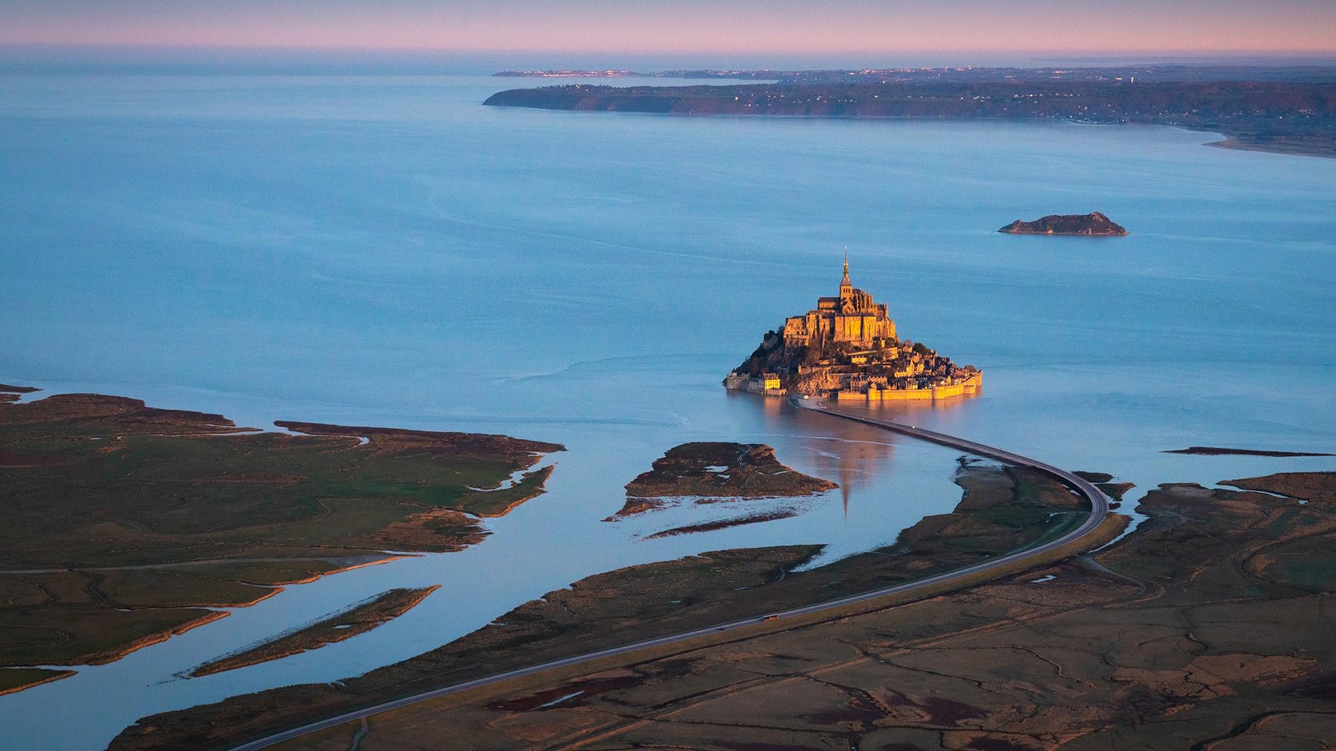 1920x1080 Mont Saint Michel, France: Wallpaper