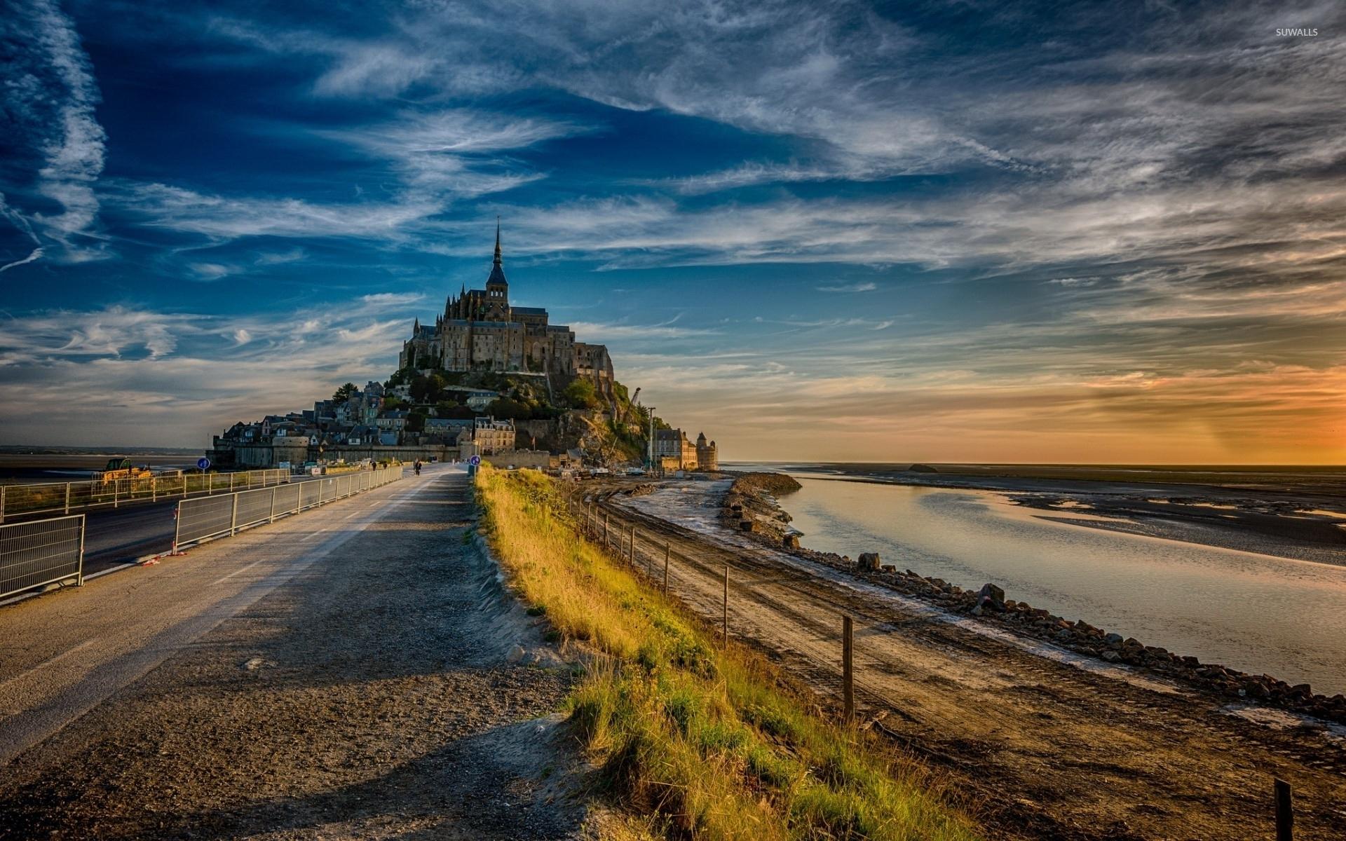1920x1200 Sunset light over Mont Saint Michel wallpaper wallpaper