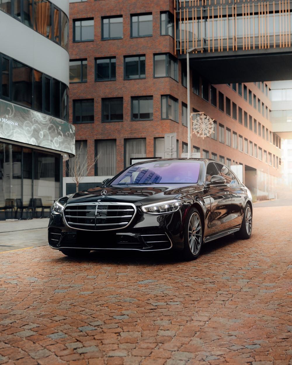 1000x1250 Luxury Car Picture [HD]. Download Free Image
