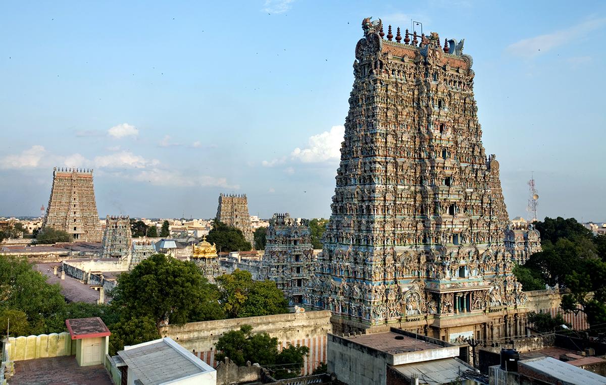 1200x763 The Meenakshi Temple at Madurai (article)