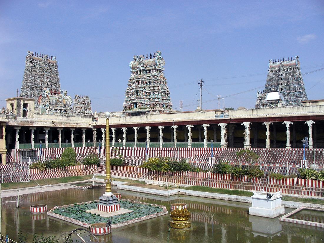 1100x825 The Meenakshi Temple at Madurai (article)