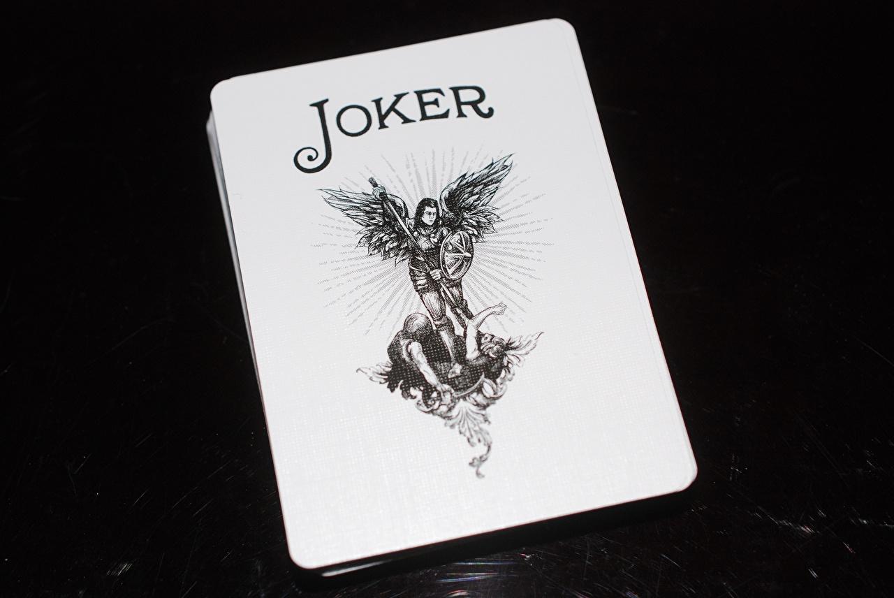 1280x856 Picture joker Cards Closeup Black background