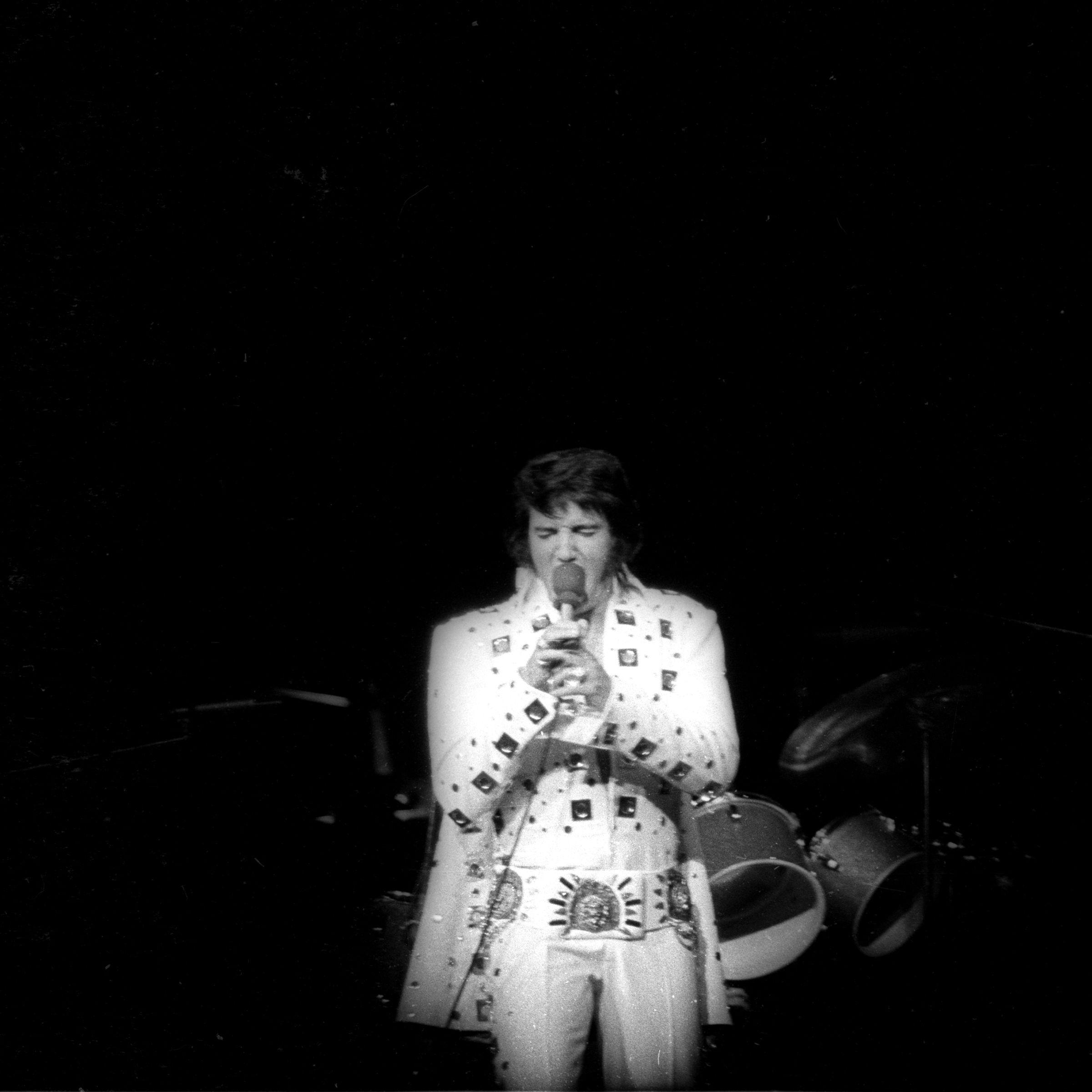 2400x2400 The Year in Elvis: 1972 Timeline