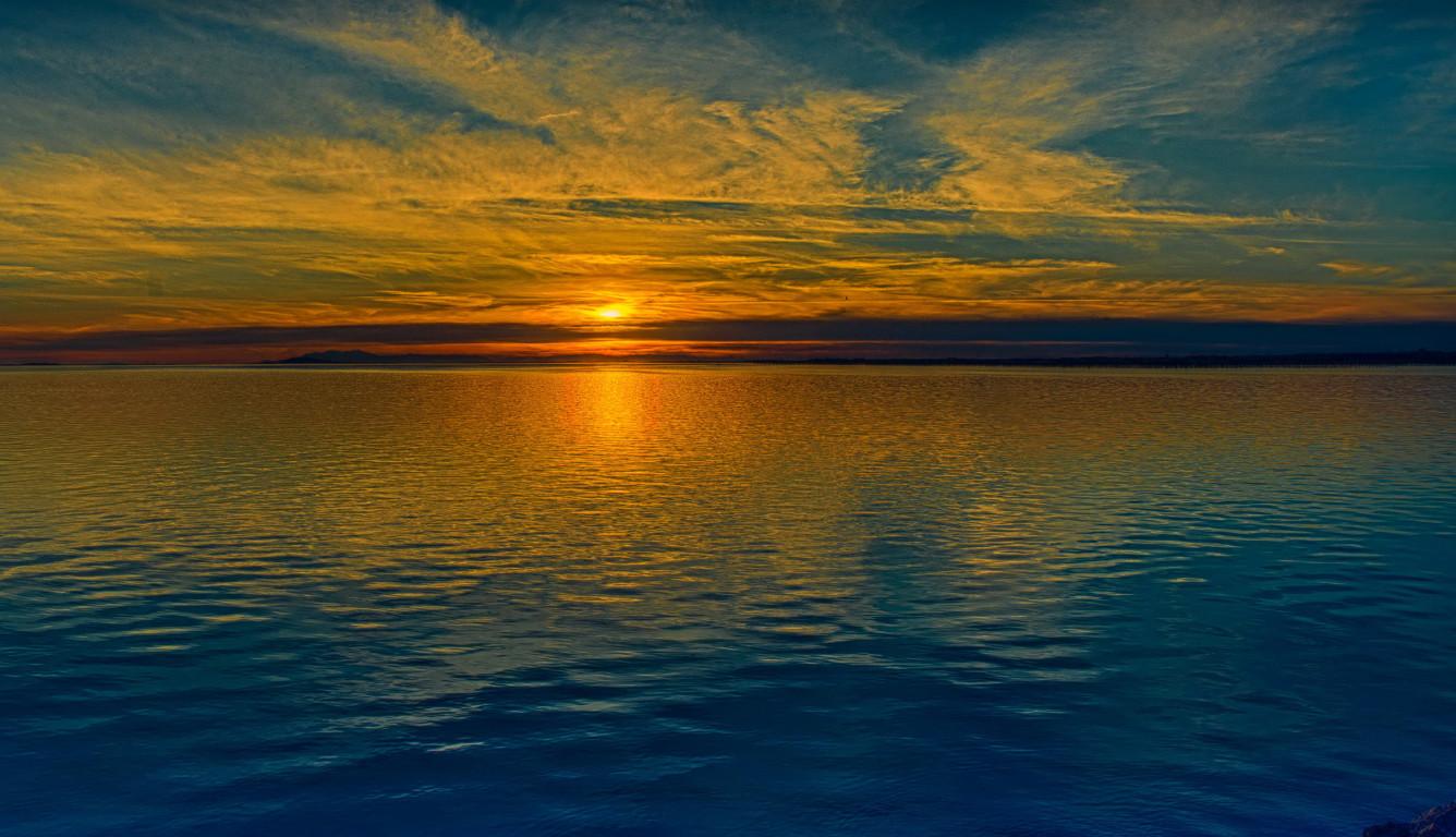1336x768 Sunrise Reflection On River HD Laptop Wallpaper, HD Nature 4K Wallpaper, Image, Photo and Background