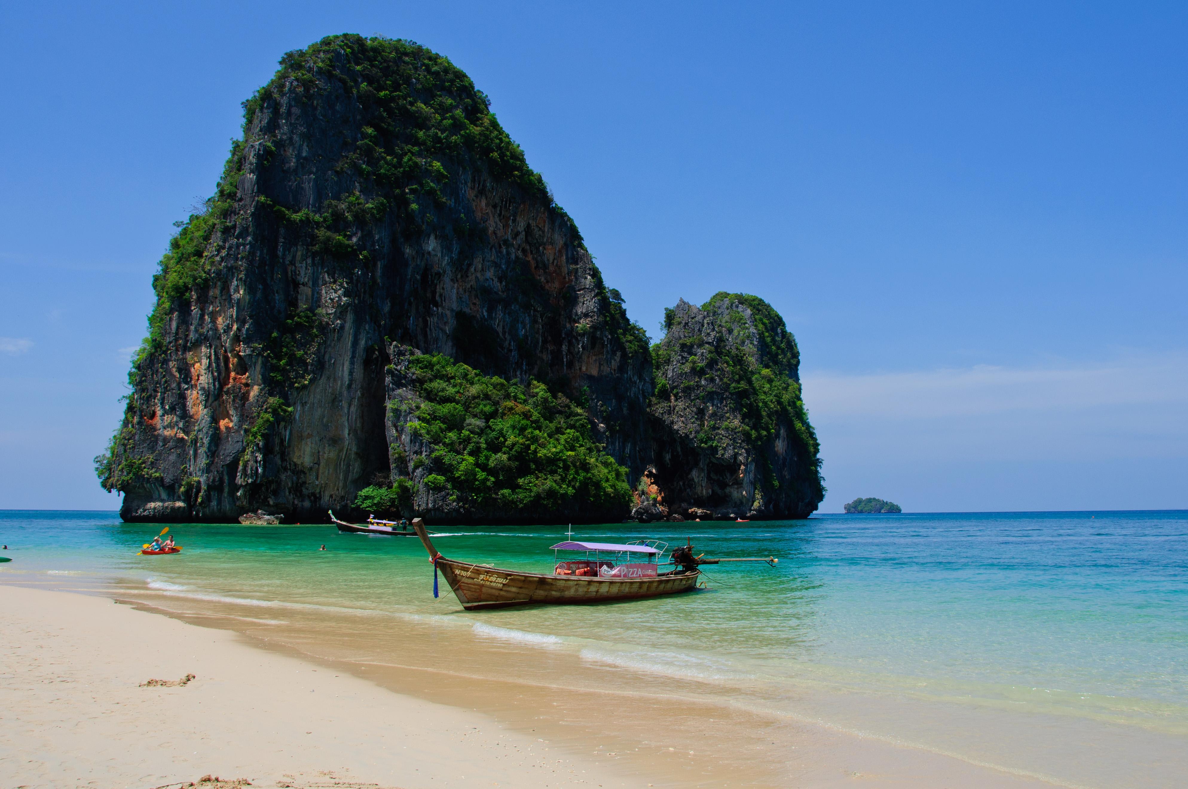 3975x2640 Phra Nang Beach