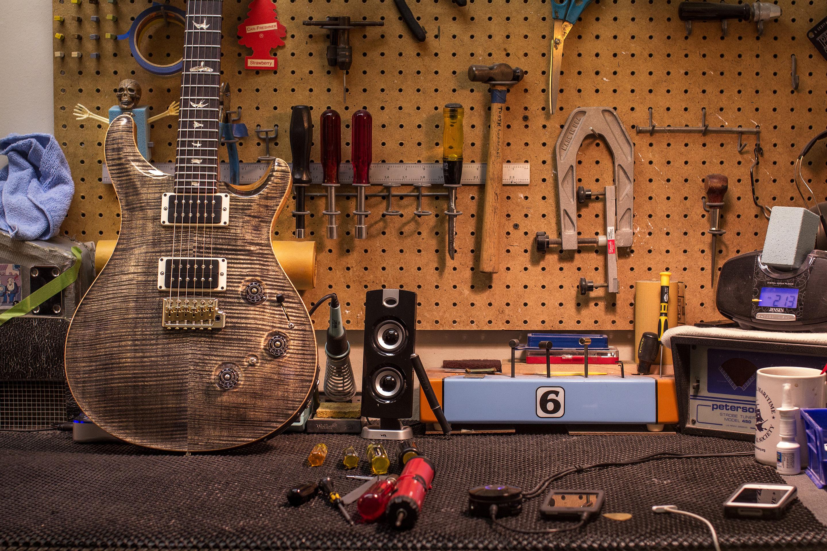 2880x1920 Free download PRS Guitars Wallpaper [2880x1920] for your Desktop, Mobile & Tablet. Explore PRS Guitar Wallpaper. Fender Guitar Wallpaper for Computer, Guitars Wallpaper for Desktop, Acoustic Guitar Wallpaper HD