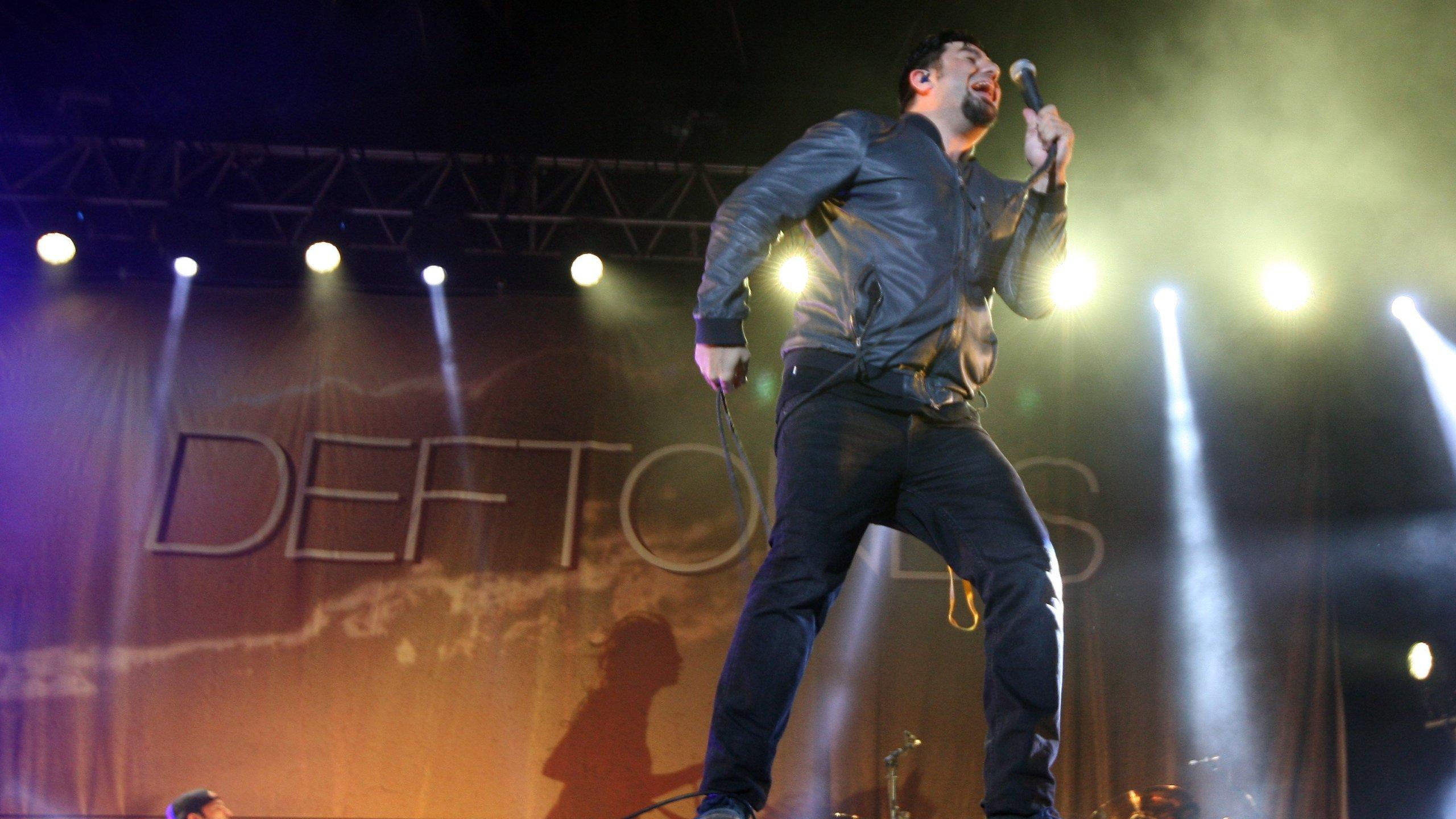 2560x1440 Alternative metal band Deftones announces downtown Indianapolis summer show