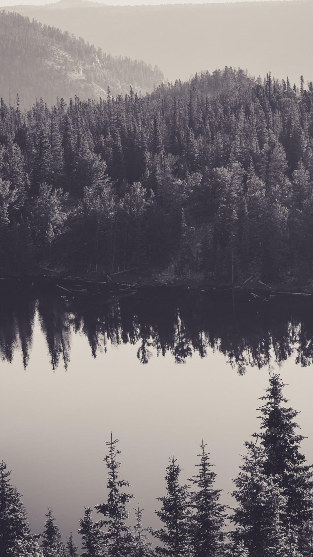 1080x1920 4K Black and White