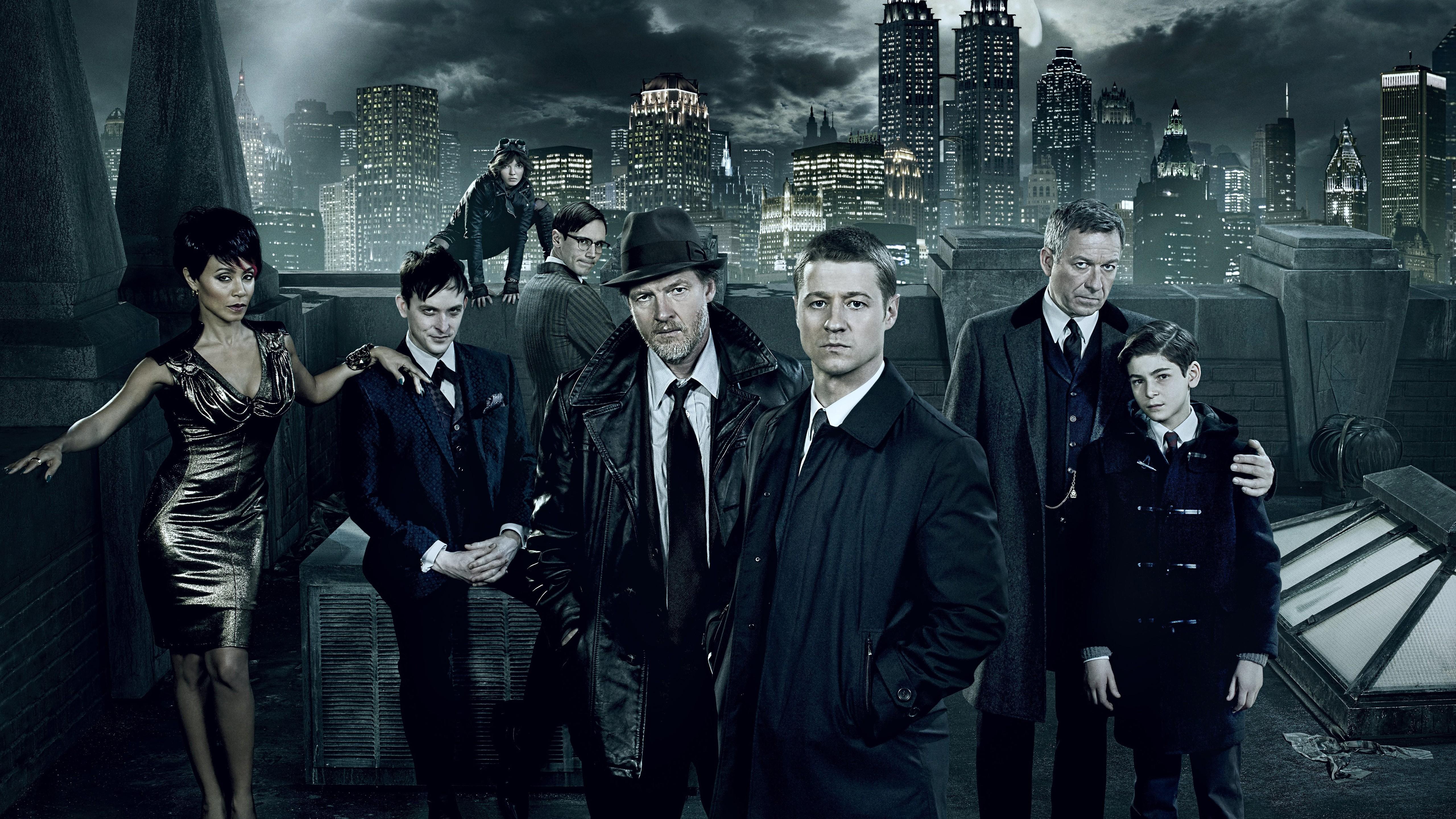 5120x2880 Bruce Wayne Gotham Harvey Bullock Jim Gordon 4K 5K HD Gotham City Wallpaper