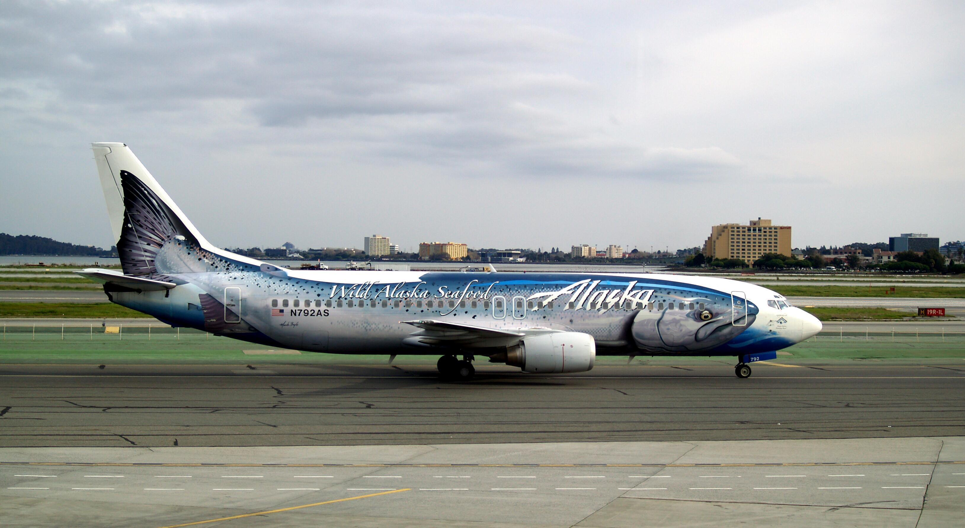 3257x1785 Alaska Airlines Wallpaper