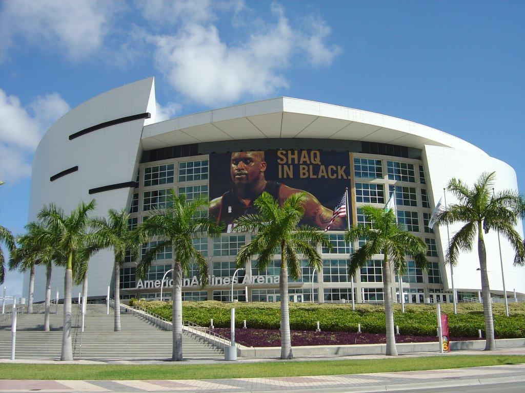 1024x768 American Airlines Arena