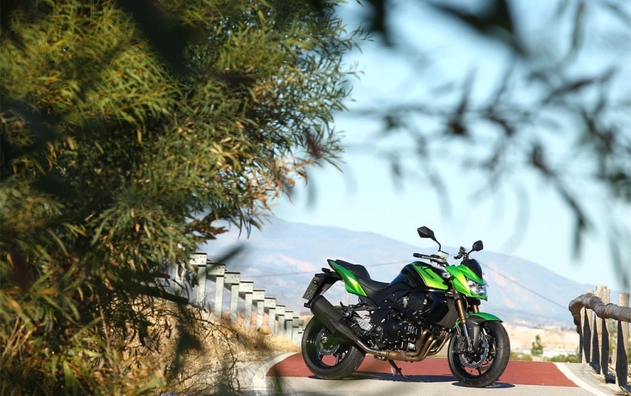 1280x804 Kawasaki Z750R wallpaper. Kawasaki Z750R