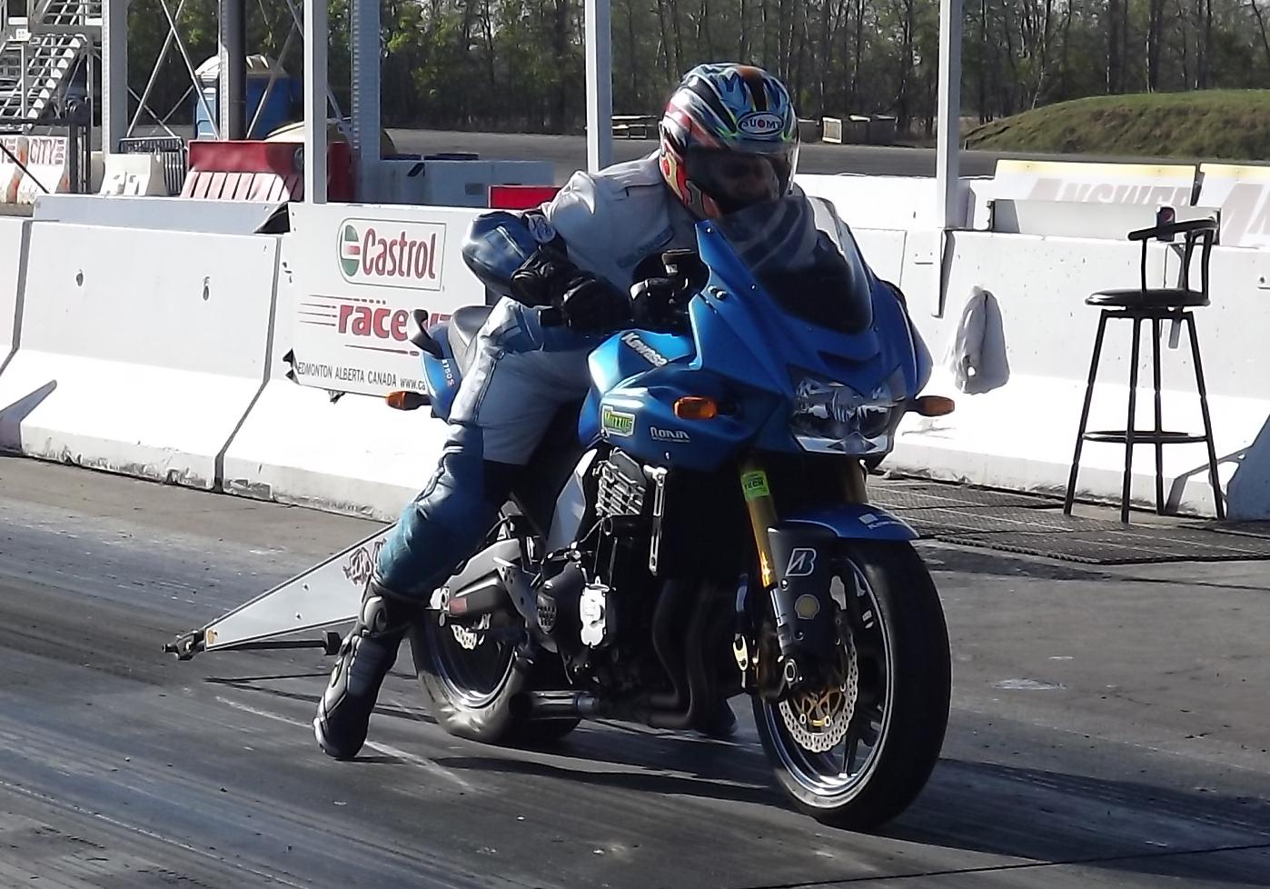 1398x978 Plasma Blue Kawasaki Z750 Z750s Picture, Mods, Upgrades, Wallpaper