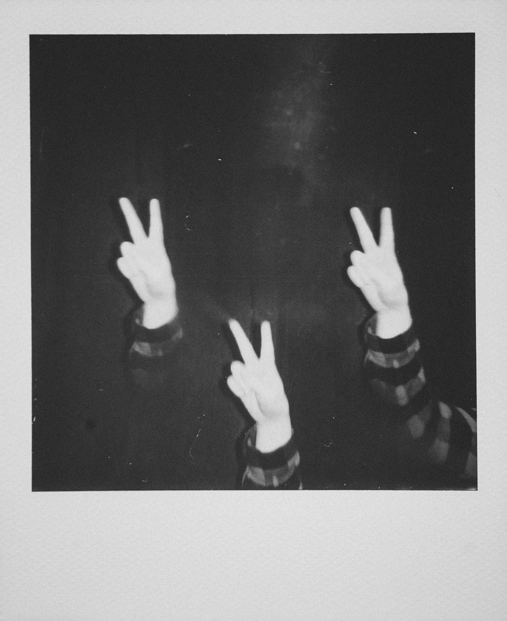 1000x1226 90S AESTHETIC best free electronic, retro, screen and grey photo