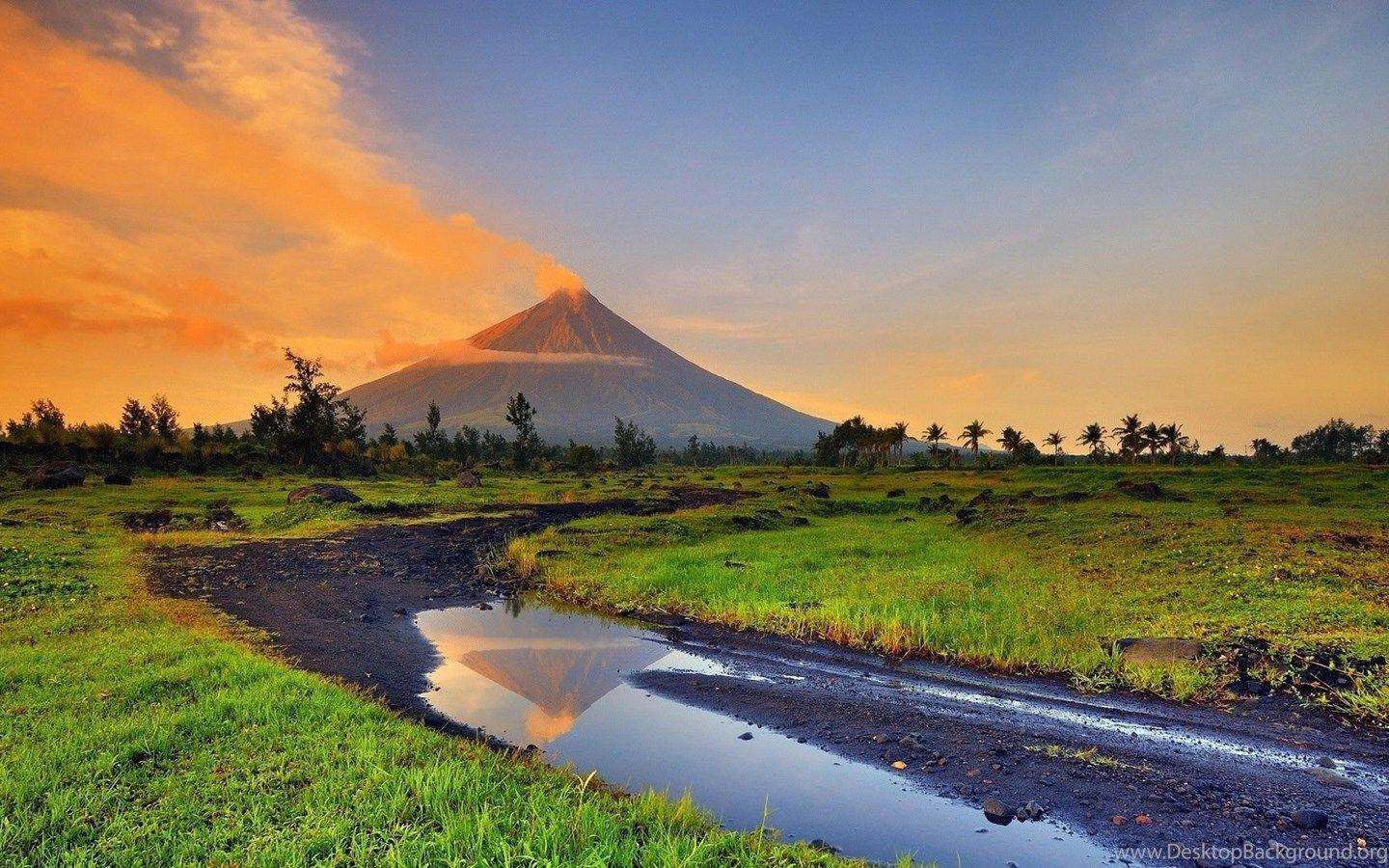 1440x900 Landscape, Volcano, Stream, Smoke, Philippines Wallpaper HD Desktop