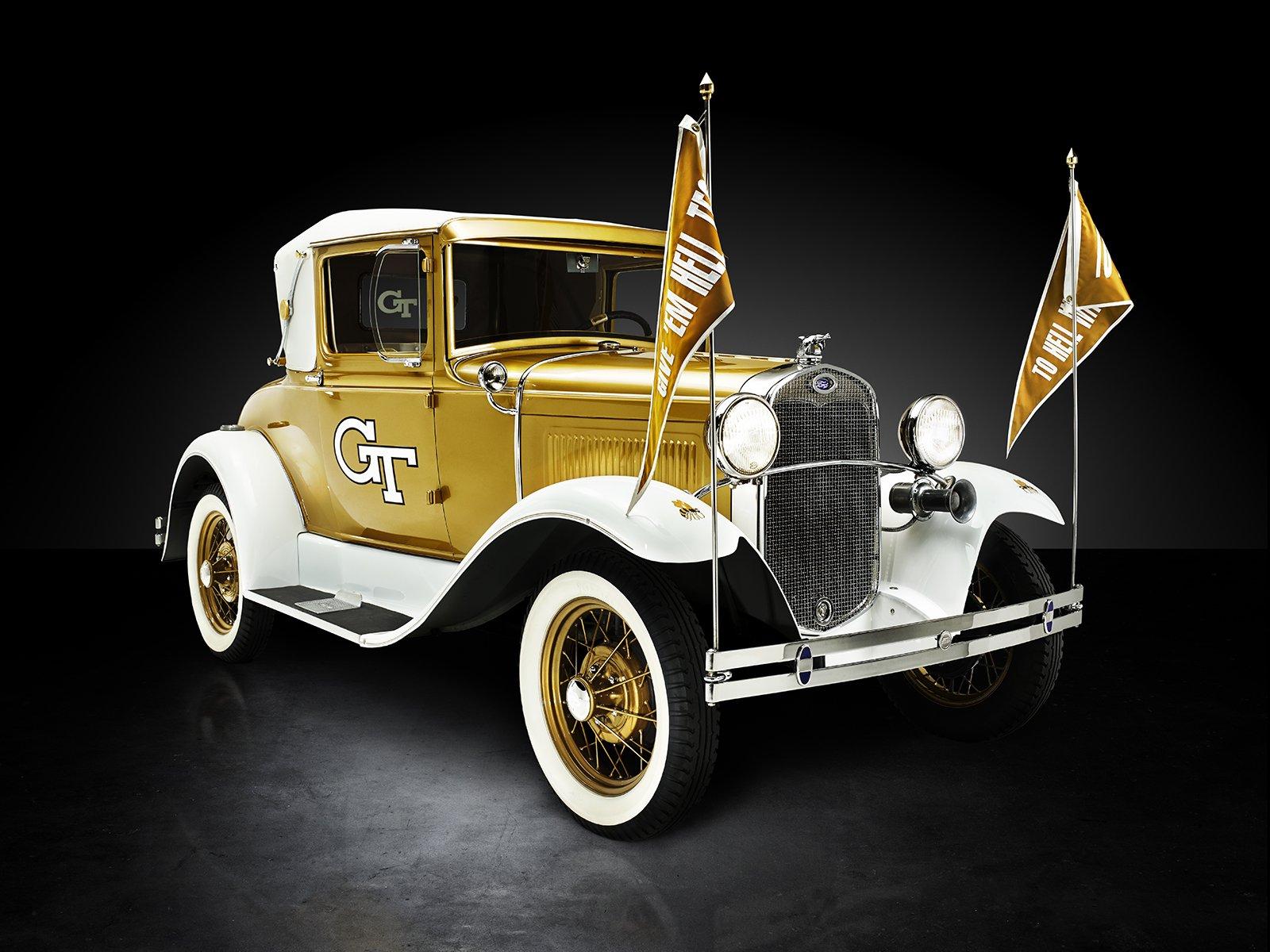 1600x1200 georgia, Tech, Yellow, Jackets, College, Football, Retro, Ford Wallpaper HD / Desktop and Mobile Background