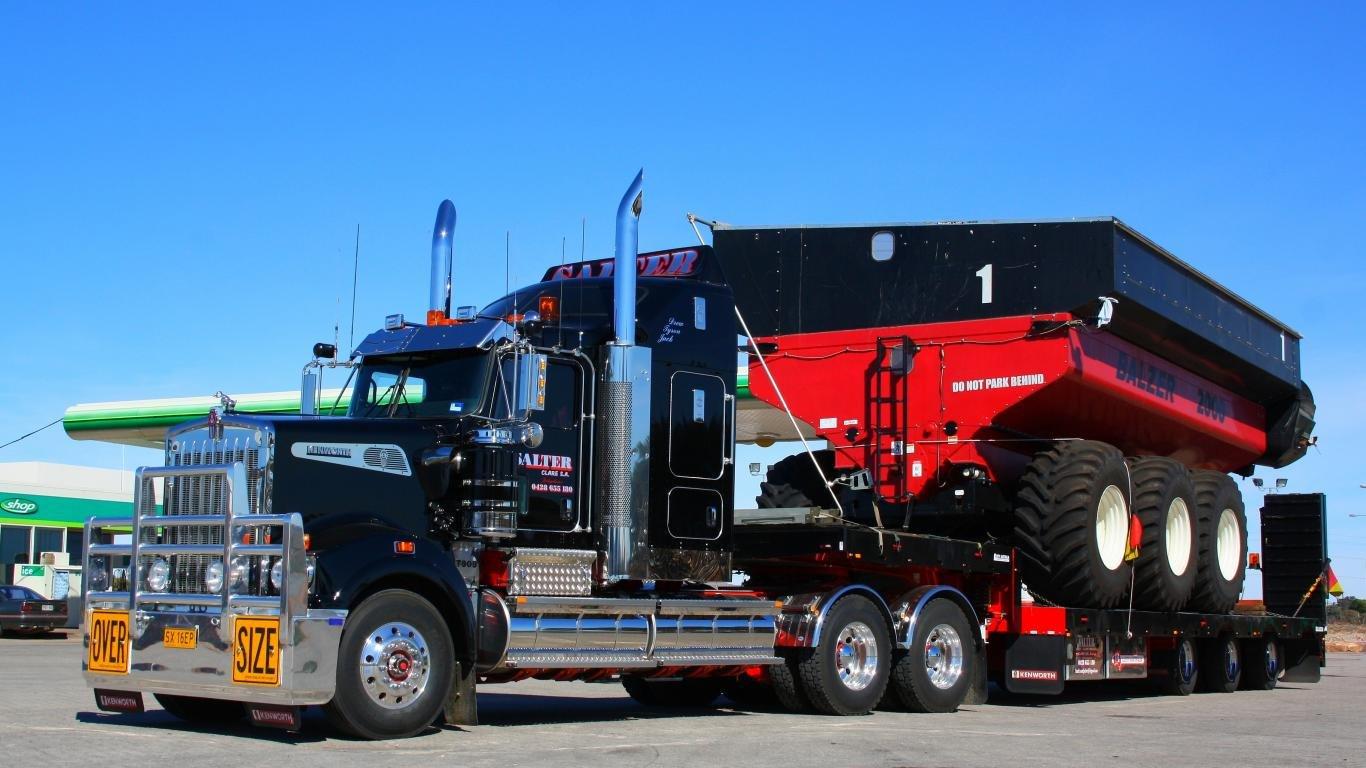 1366x768 Truck wallpaper 1366x768 (laptop) desktop background