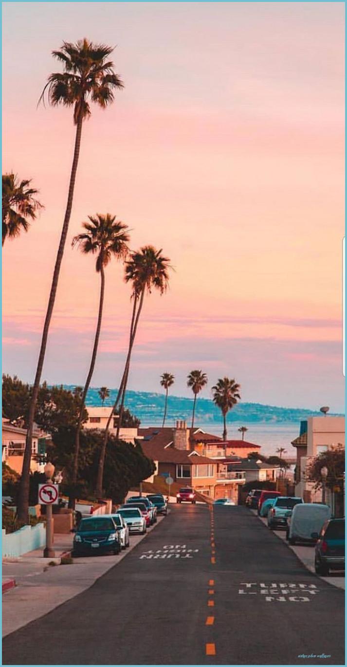 713x1371 Vintage Travel IPhone Wallpaper Free Vintage Travel IPhone iPhone Wallpaper