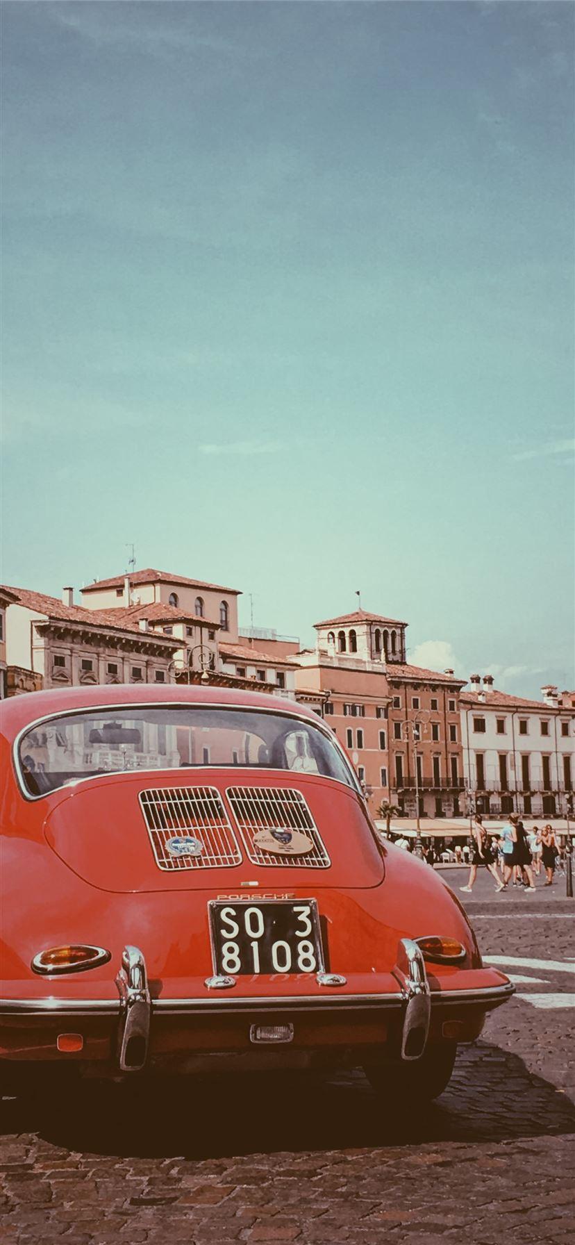 828x1792 Best Vintage iPhone 11 HD Wallpaper