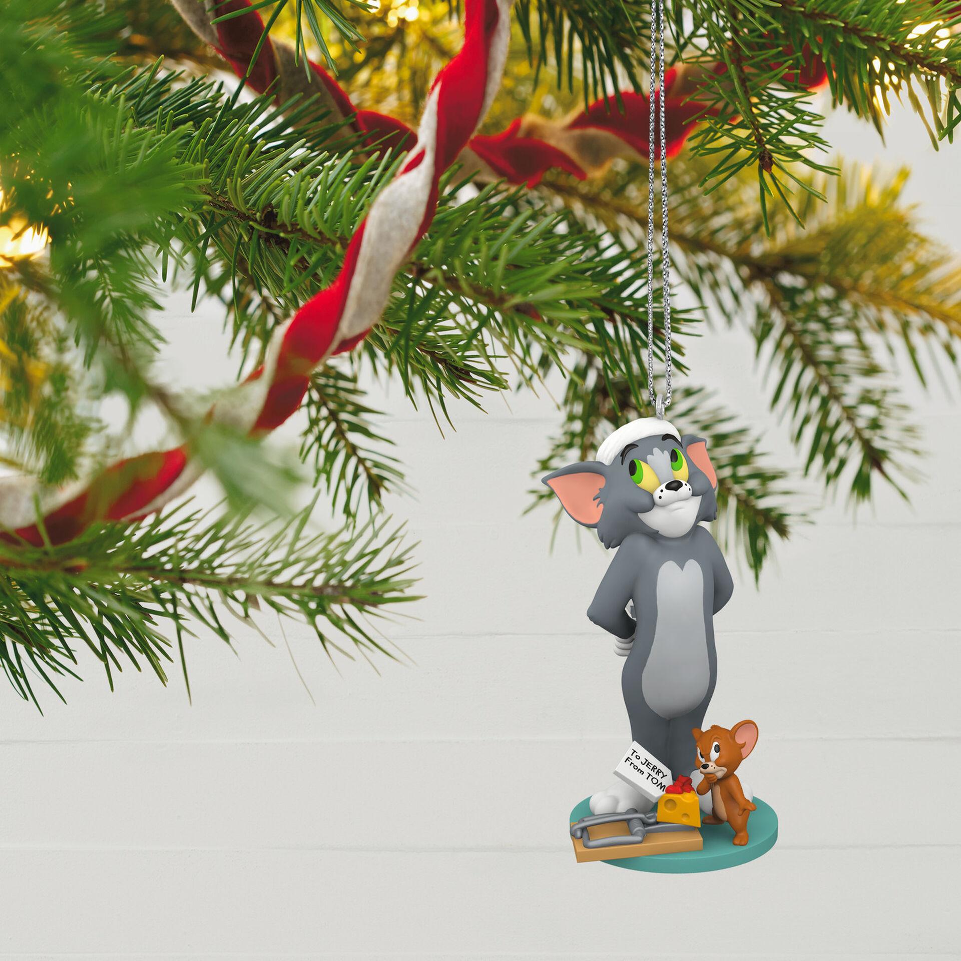 1920x1920 Tom and Jerry™ The Night Before Christmas Ornament