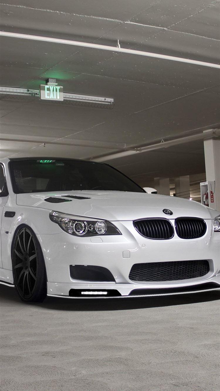 750x1334 bmw e60 m5 iPhone Wallpaper Free Download