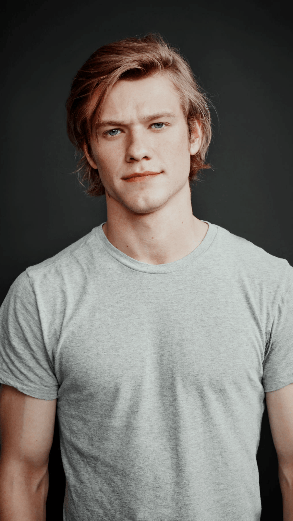 1000x1779 I think Lucas Til would make an excellent Peter. Lucas till macgyver, Lucas till, Lucas
