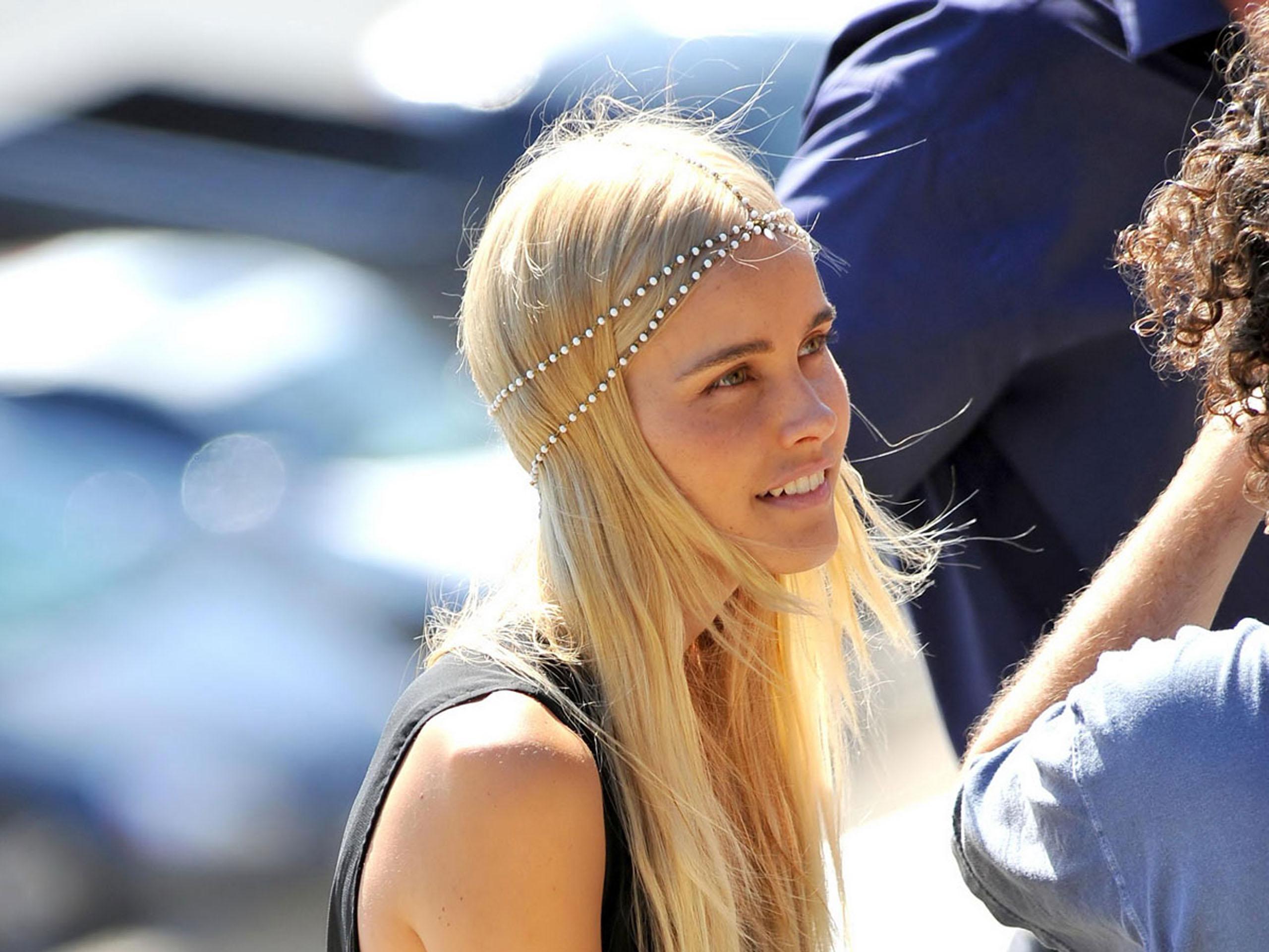 2560x1920 Free download Isabel Lucas Desktop Wallpaper for Widescreen HD [2560x1920] for your Desktop, Mobile & Tablet. Explore Isabel Lucas Wallpaper. Isabel Lucas Wallpaper, Lucas Background, Lucas Black Wallpaper