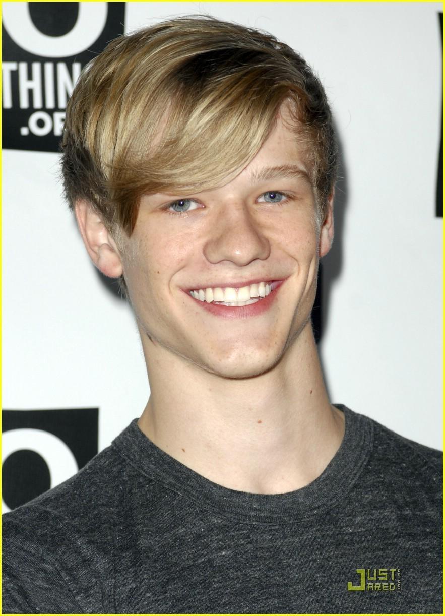 883x1222 Picture of Lucas Till, Picture Of Celebrities