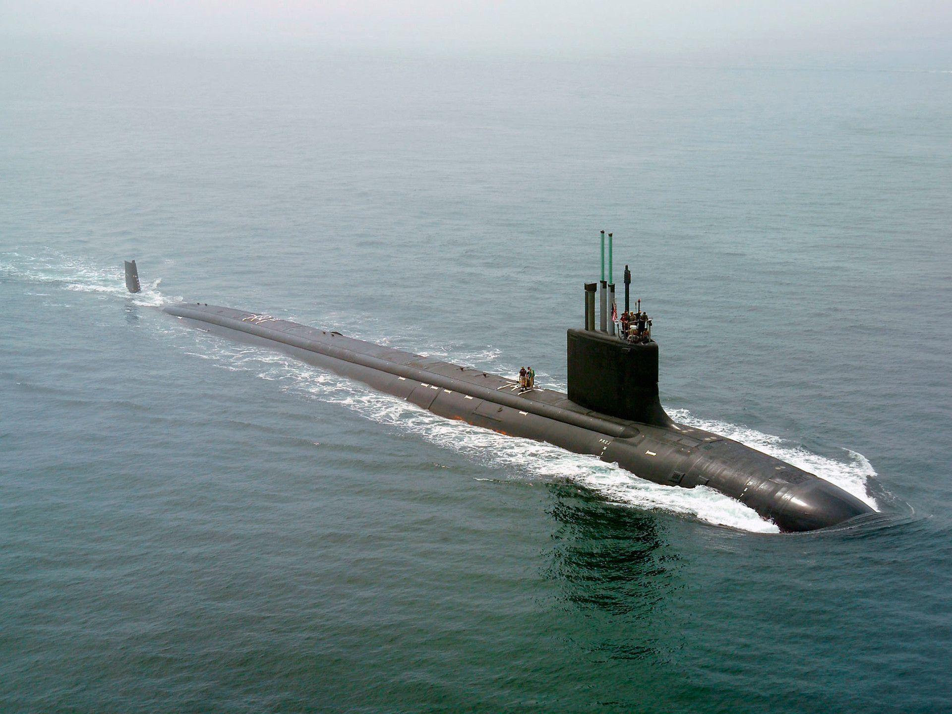 1920x1440 Submarine Wallpaper