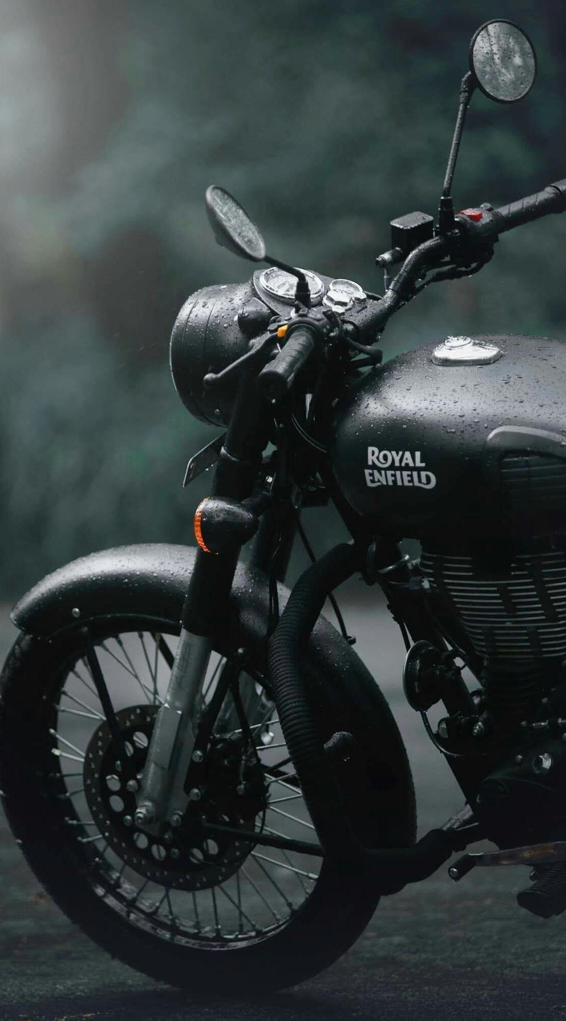 1117x2015 Royal Enfield Bullet Wallpaper [ 4k + HD ]