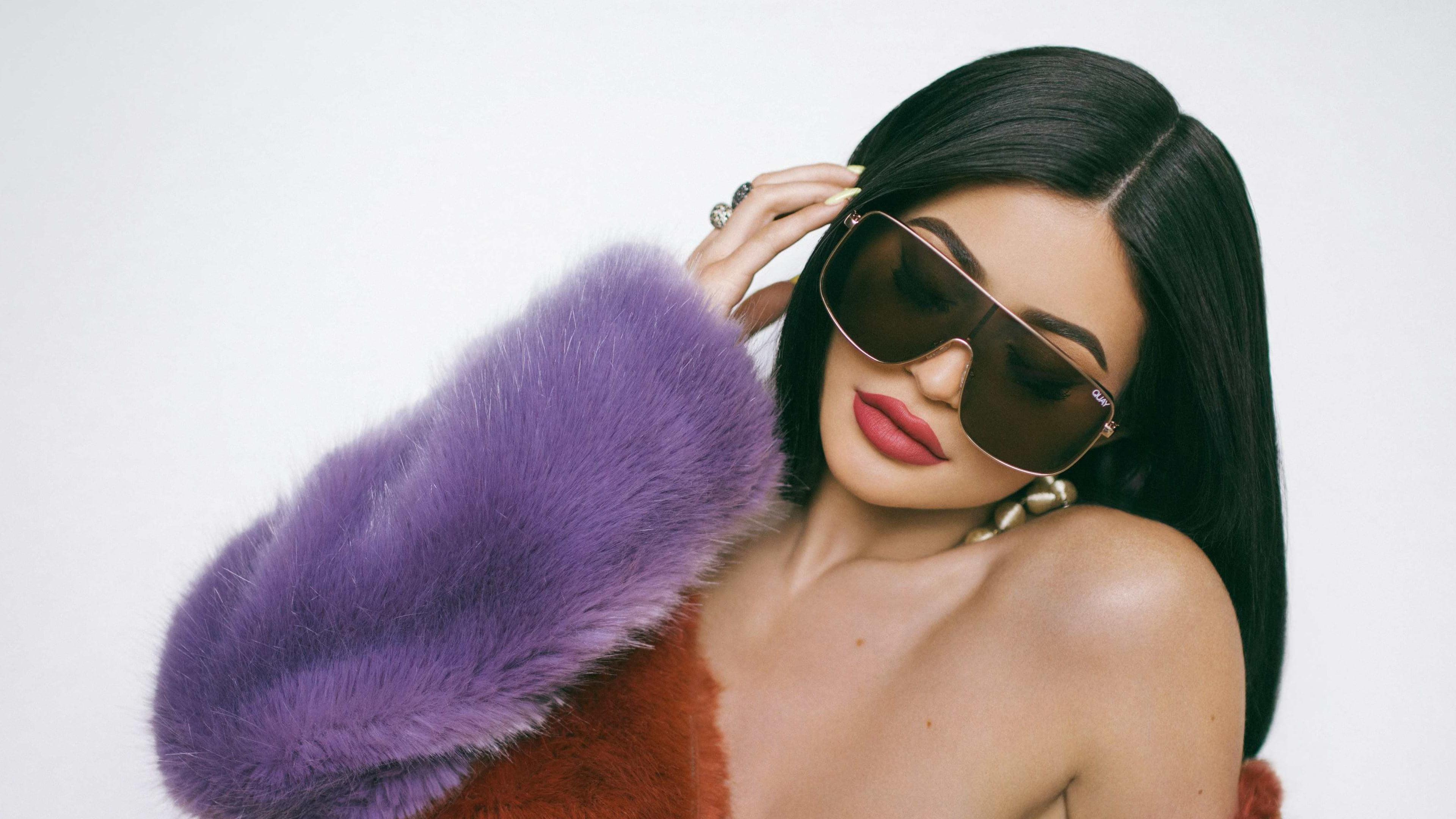 3840x2160 Download Kylie Jenner 4K Wallpaper 2598 3840x2160 px High Resolution Wallpaper
