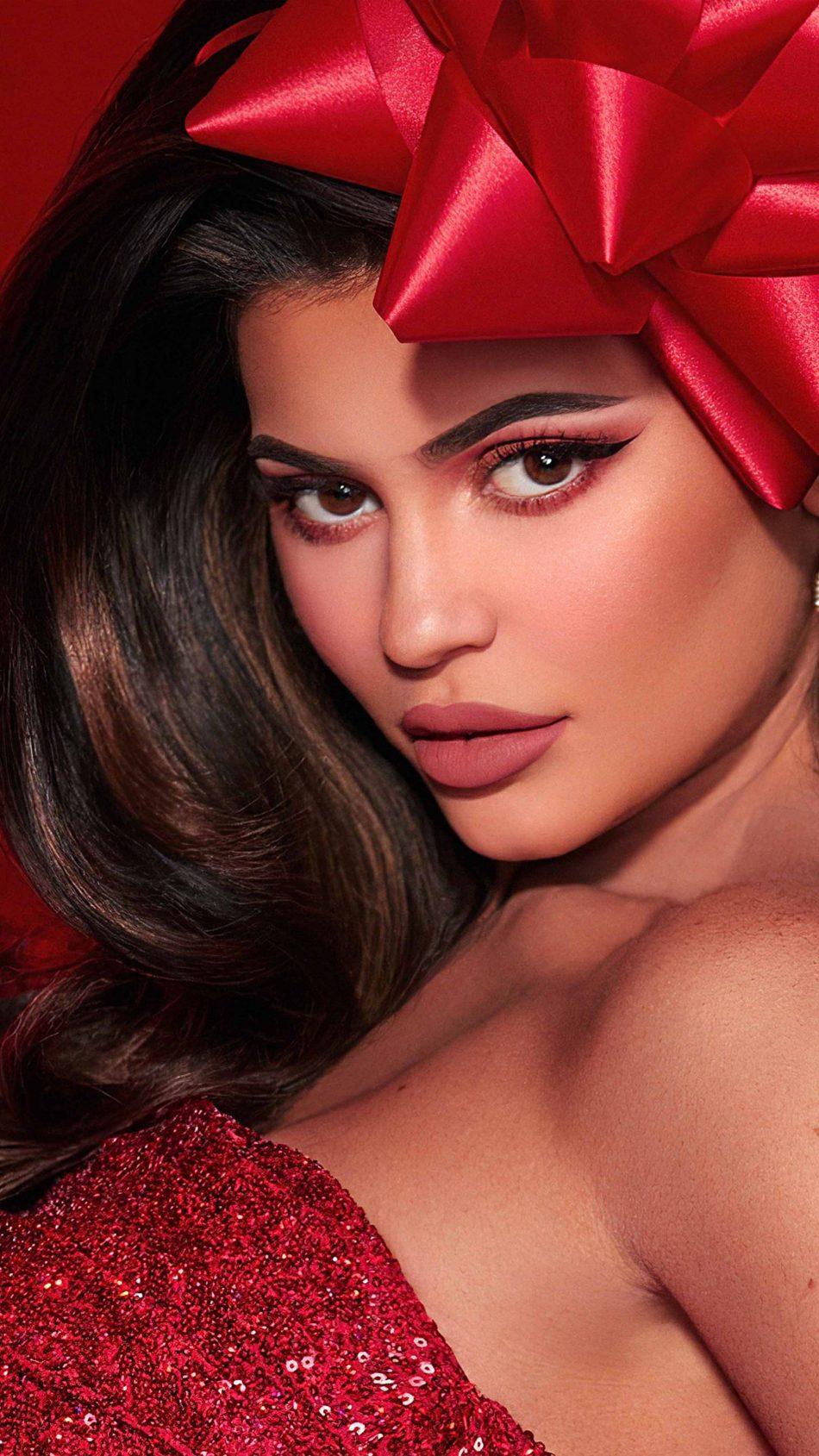 950x1689 Kylie Jenner In Red Dress 4K Ultra HD Mobile Wallpaper