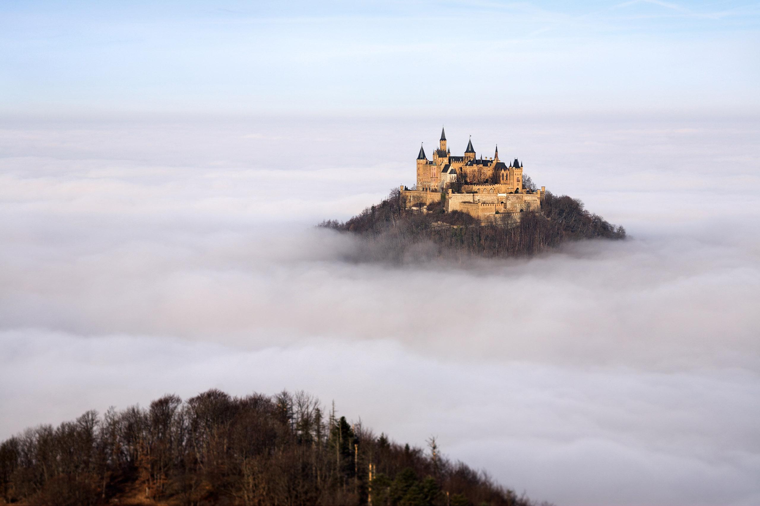 2560x1706 Hohenzollern Castle wallpaper, Man Made, HQ Hohenzollern Castle pictureK Wallpaper 2019