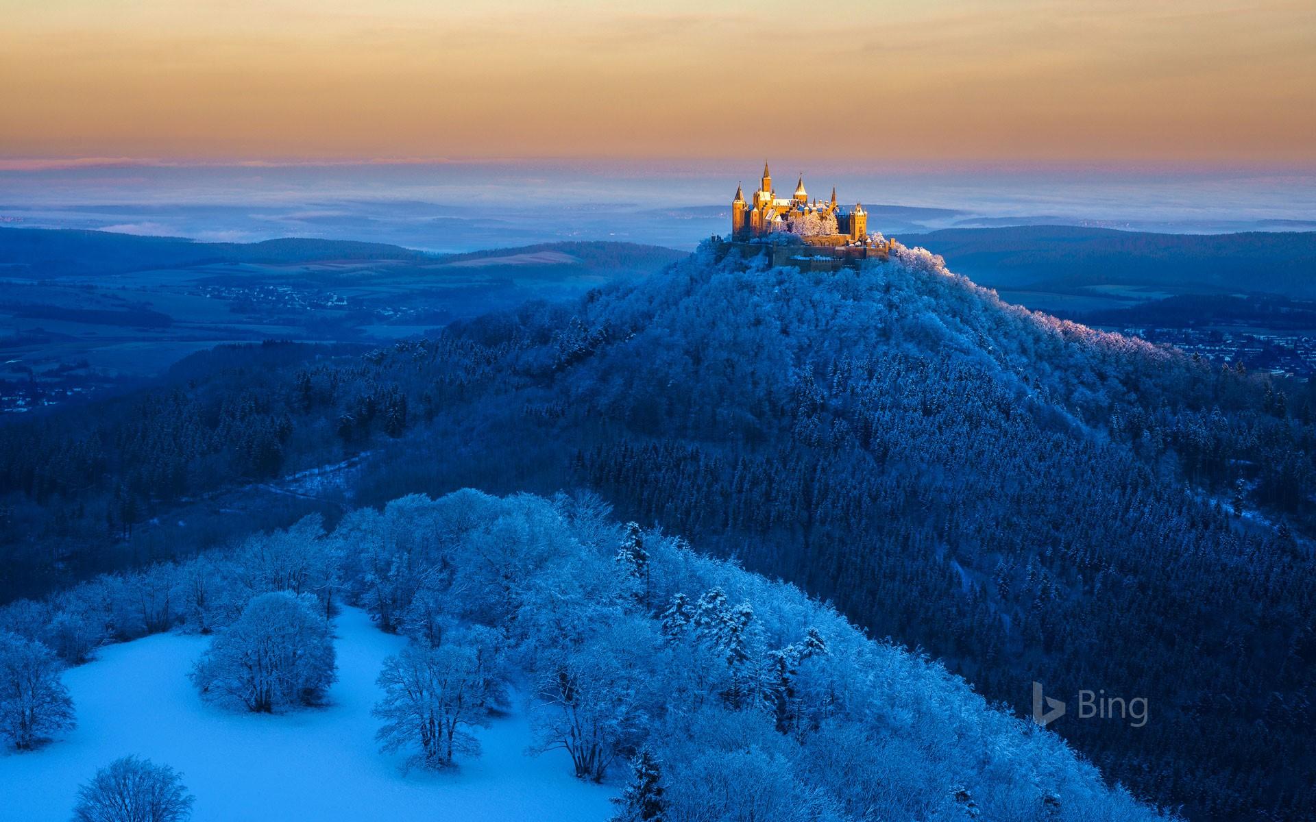 1920x1200 Hohenzollern Castle near Stuttgart, Germany