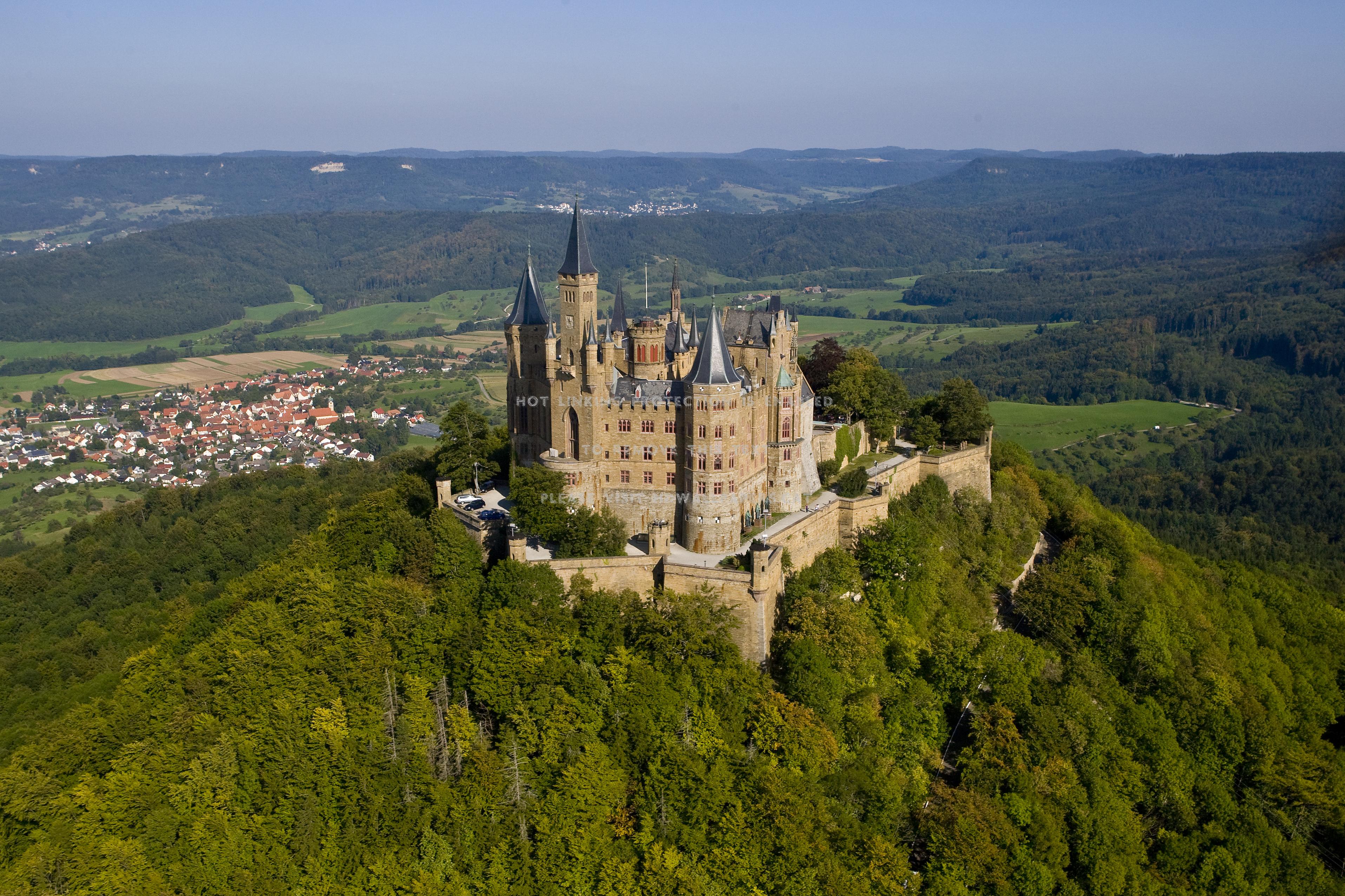 3830x2553 hohenzollern castle mountain old burg tower