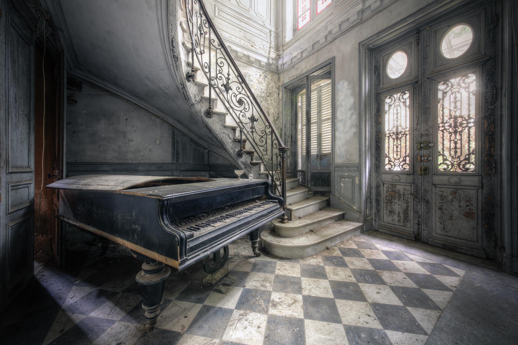 2048x1365 building, Old, Musical instrument, Piano, Abandoned Wallpaper HD / Desktop and Mobile Background