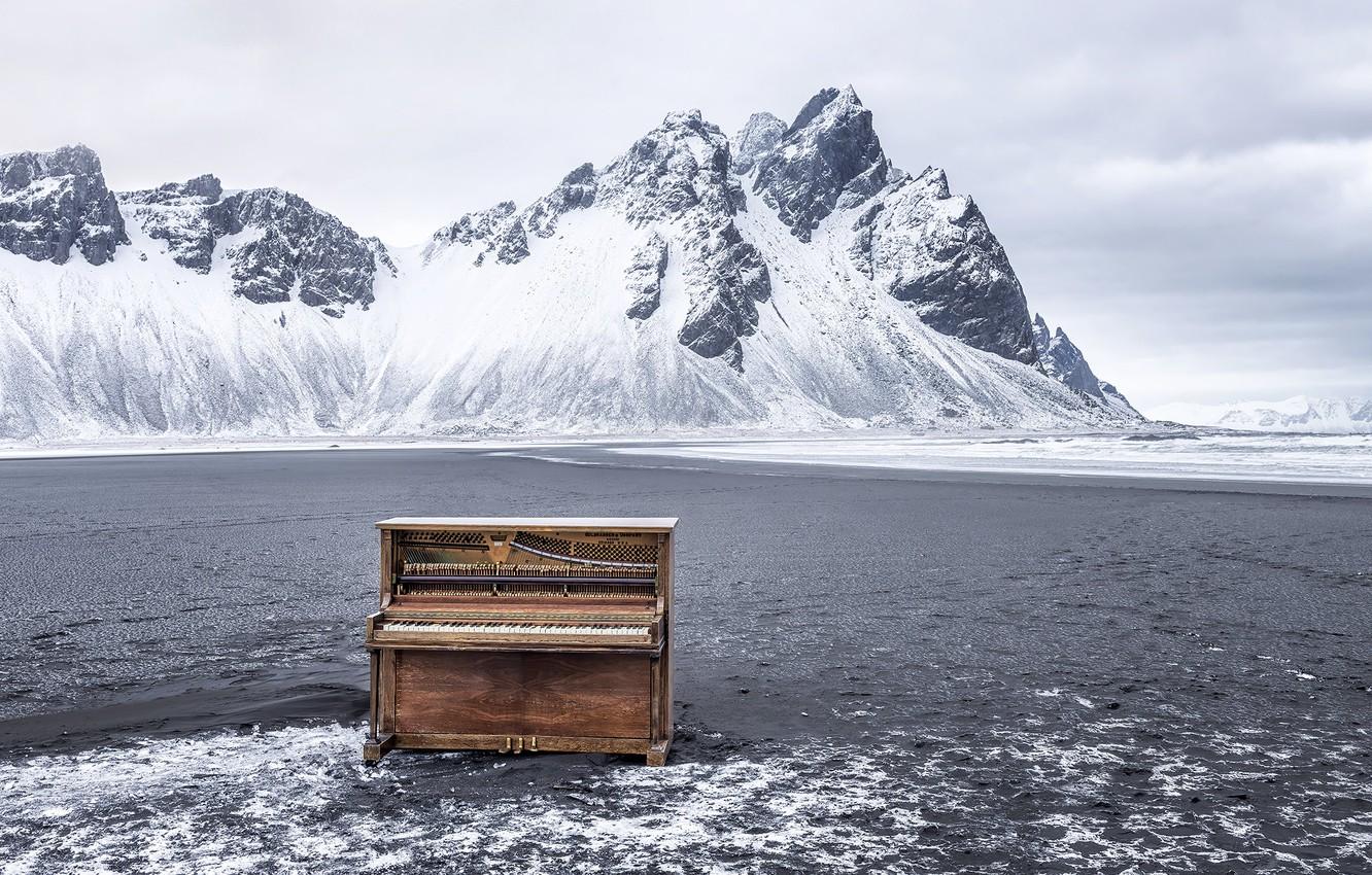 1332x850 Wallpaper Iceland, Vestrahorn, Hofn, Abandoned Piano image for desktop, section музыка
