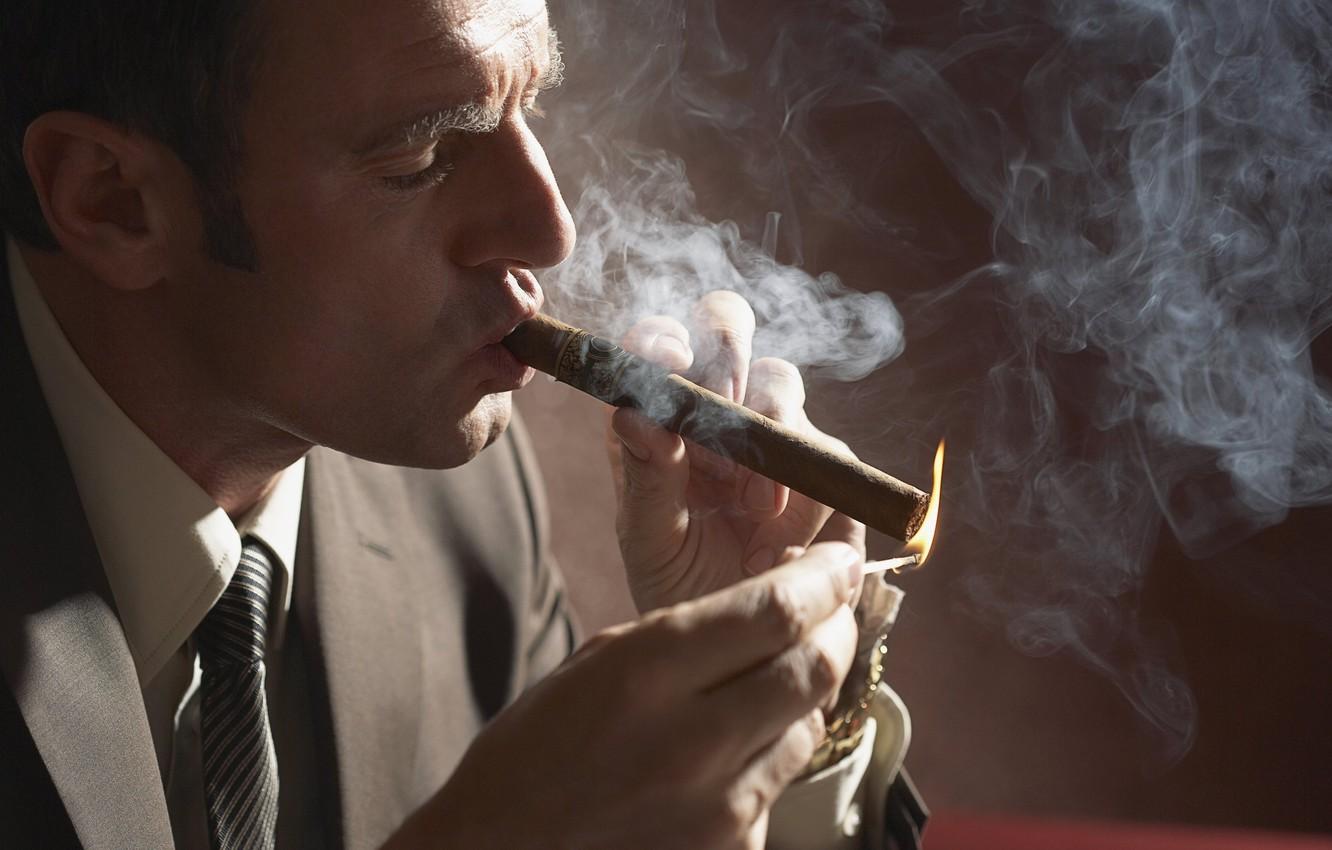 1332x850 Wallpaper fire, smoke, Cigar image for desktop, section мужчины