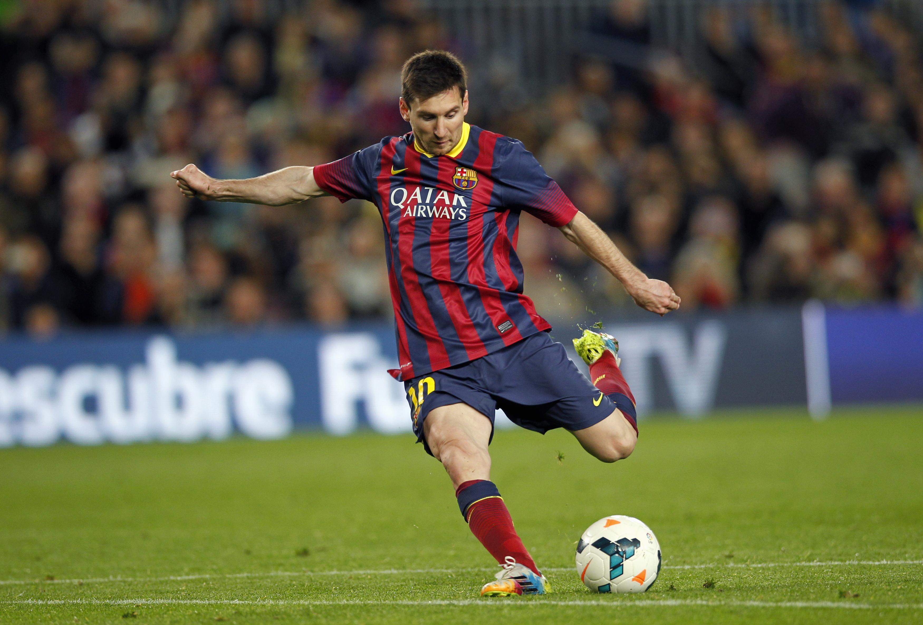 3500x2370 Messi Shooting HD Wallpaper