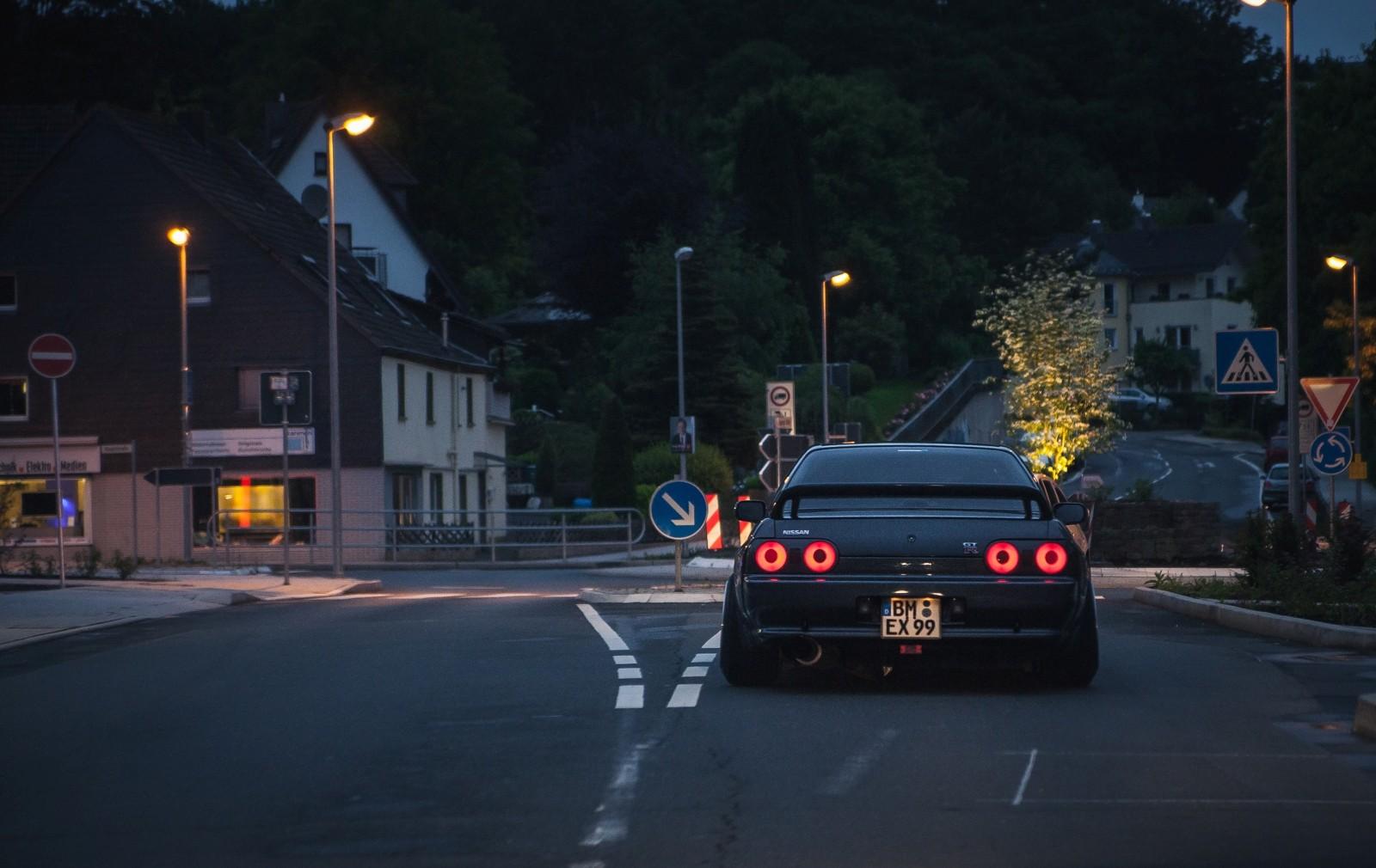 1600x1010 Nissan GT R R32 HD Wallpaper, Background