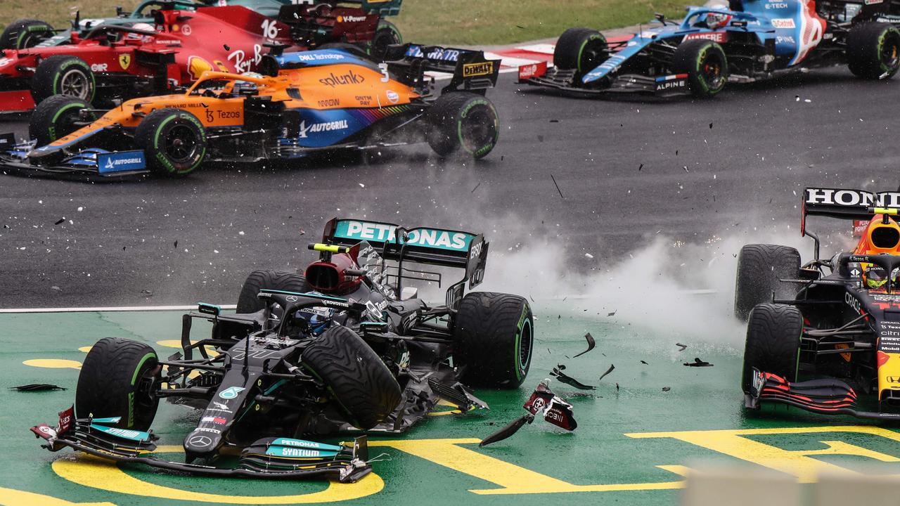 1280x720 F1 Hungarian Grand Prix, Formula One, Daniel Ricciardo, result, Esteban Ocon wins, Lewis Hamilton, crash, Sebastian Vettel disqualified